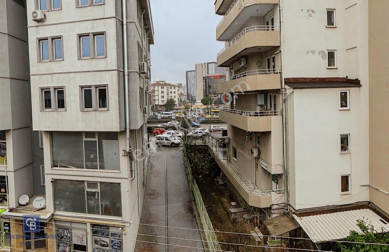 Fethiye Metro İstasyonuna Yakın Kiralık 3+1 Daire - Görsel 32