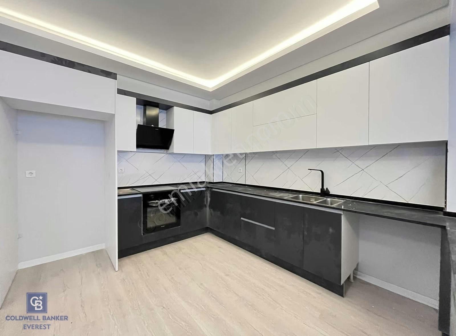 Özlüce Bulvarı Üstü Site İçinde Yeni Ara Kat 1+1 Kiralık Daire - Görsel 12