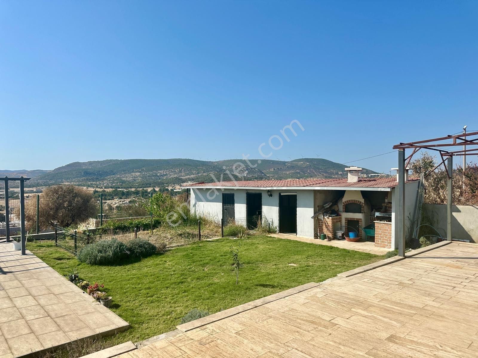 Foça Gerenköy 'de Havuzlu Müstakil Satılık Villa - Görsel 31