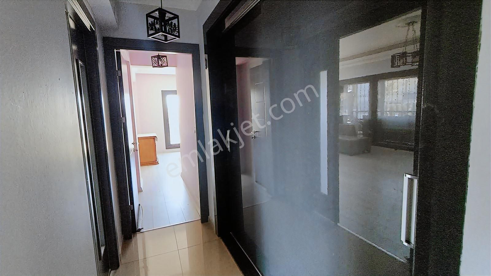 Foça Gerenköy 'de Havuzlu Müstakil Satılık Villa - Görsel 28