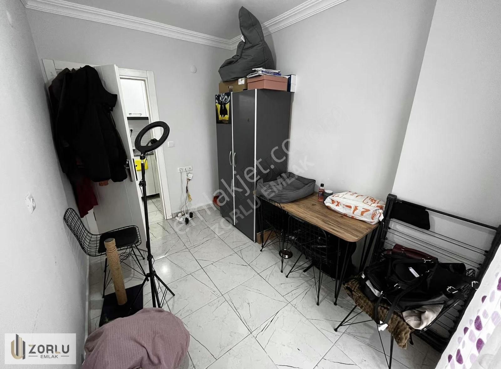 Yenidoğan Mahallesinde Katta Asansörlü Satılık 2+0 Daire - Görsel 22