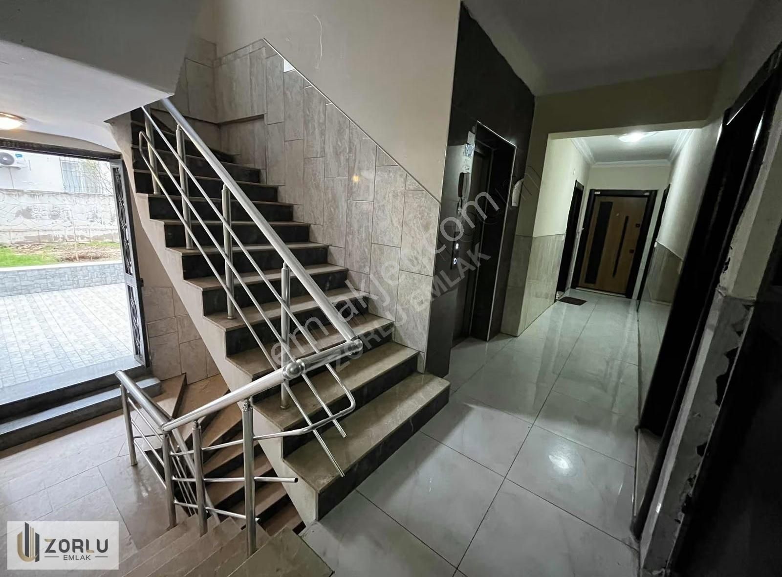 Yenidoğan Mahallesinde Katta Asansörlü Satılık 2+0 Daire - Görsel 19