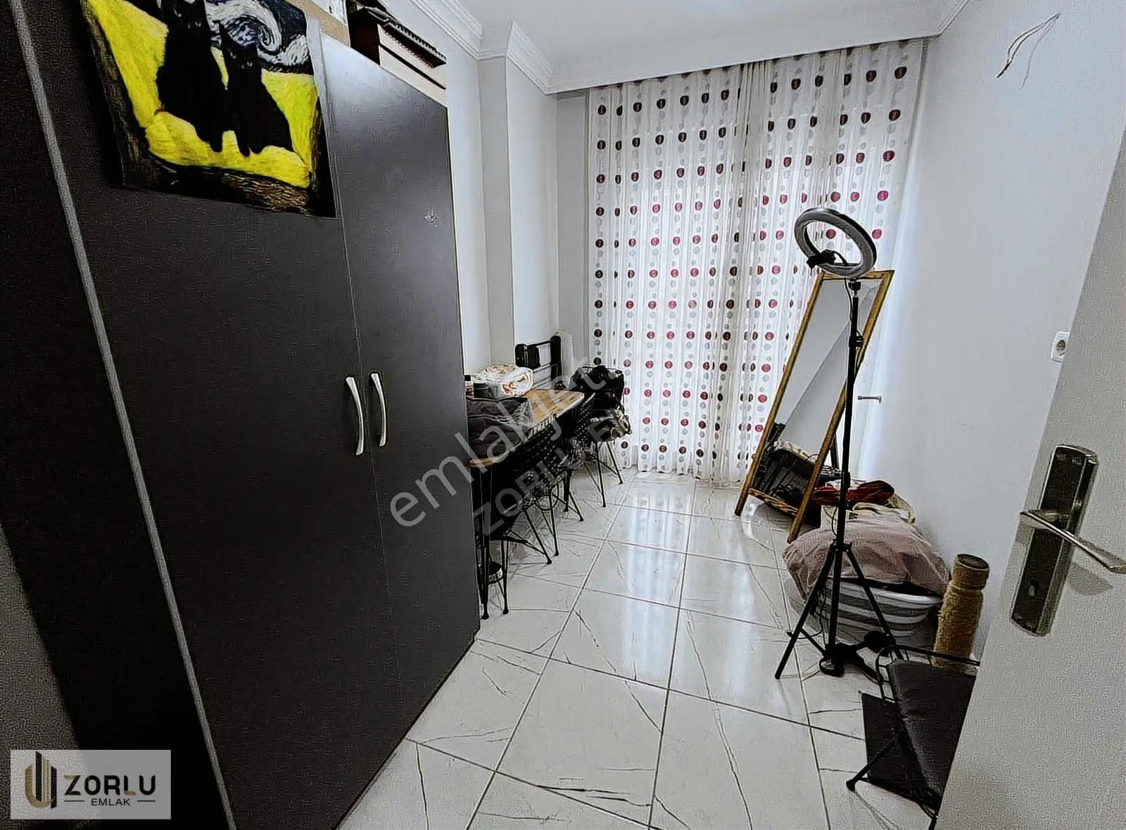 Yenidoğan Mahallesinde Katta Asansörlü Satılık 2+0 Daire - Görsel 4