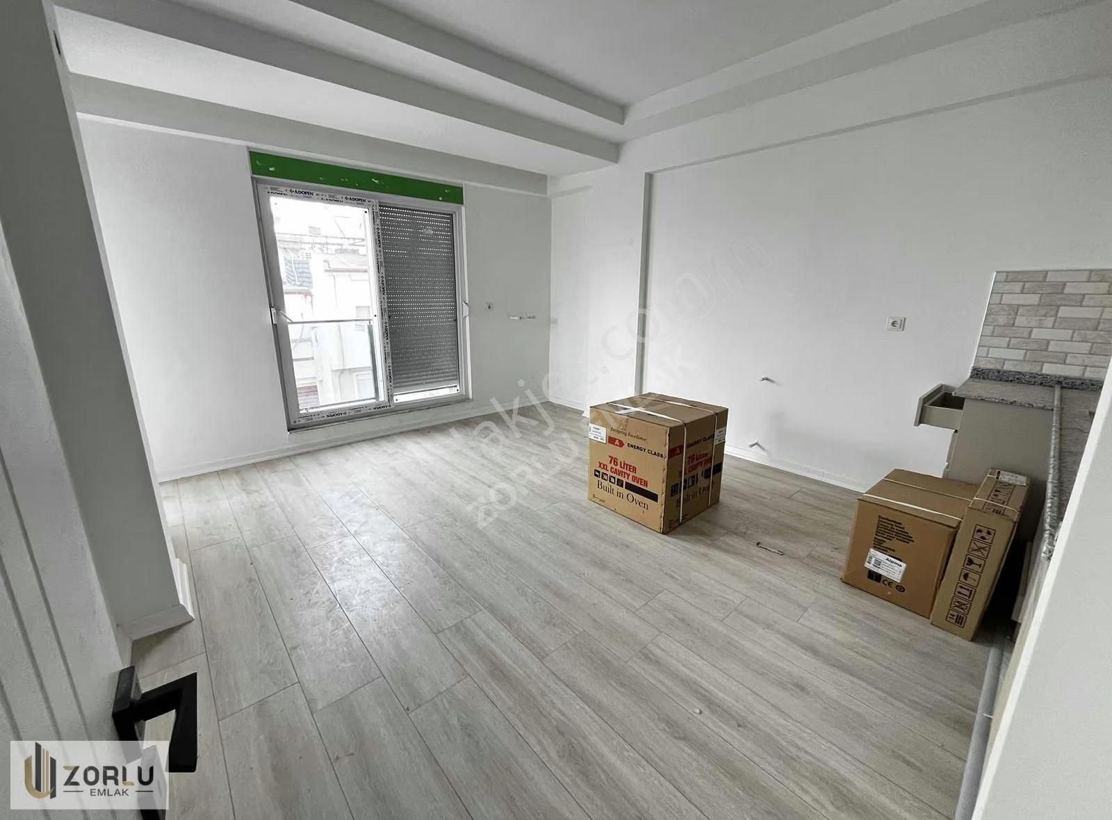 Erenköy Mahallesinde Katta Asansörlü Sıfır 2+1 Kiralık Daire - Görsel 3