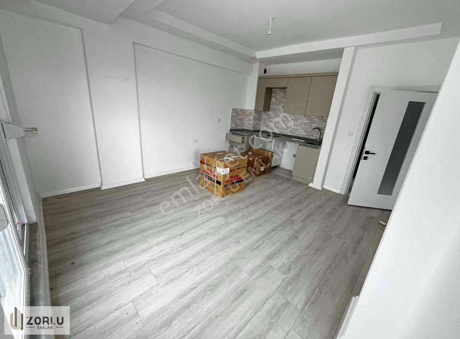 Erenköy Mahallesinde Katta Asansörlü Sıfır 2+1 Kiralık Daire - Görsel 18