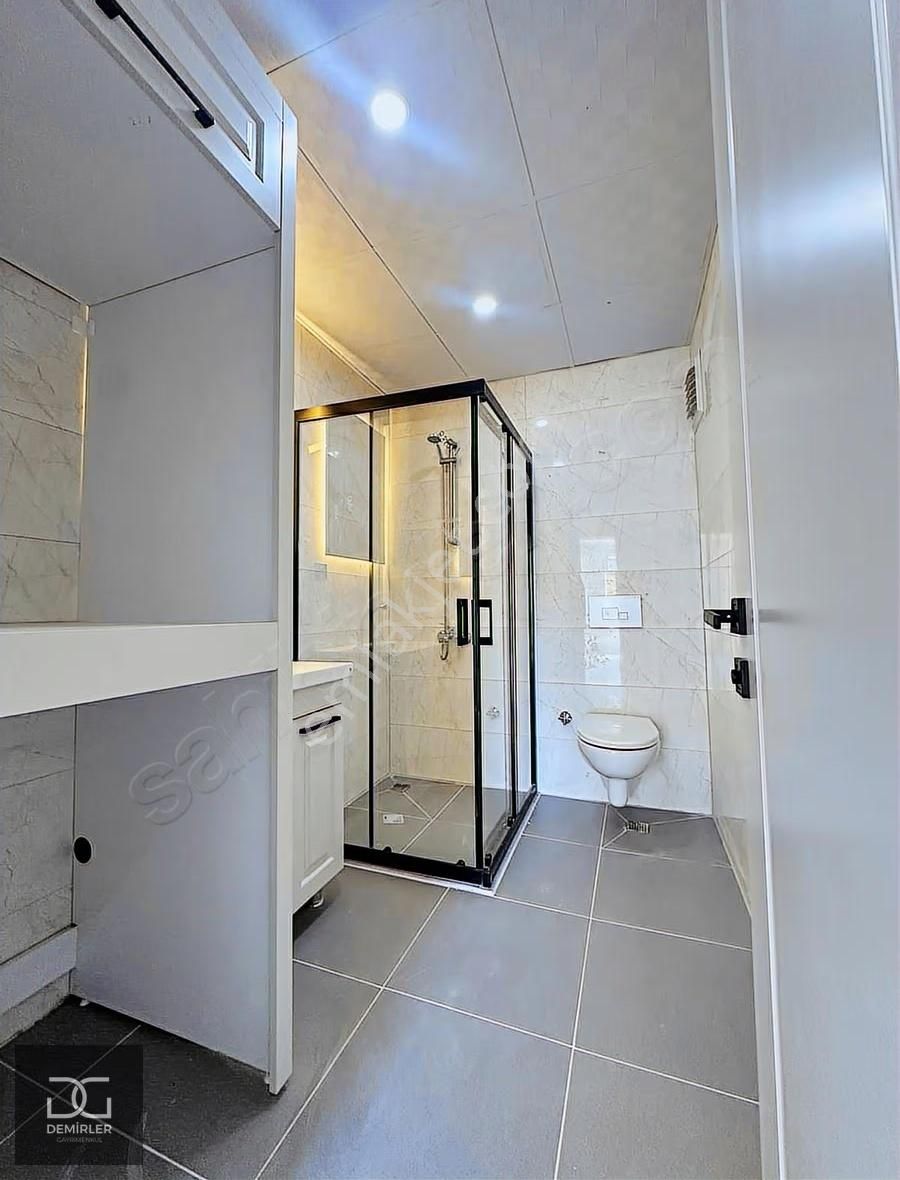 Demirler'den Çakmak'ta Arakat Ebeveyn Banyolu 3+1 Daireler - Görsel 20