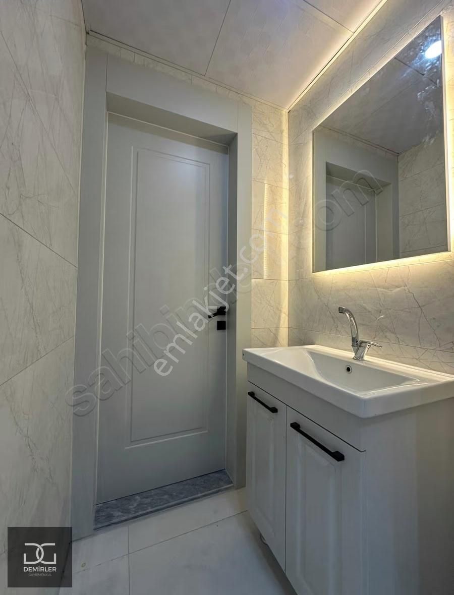 Demirler'den Çakmak'ta Arakat Ebeveyn Banyolu 3+1 Daireler - Görsel 17