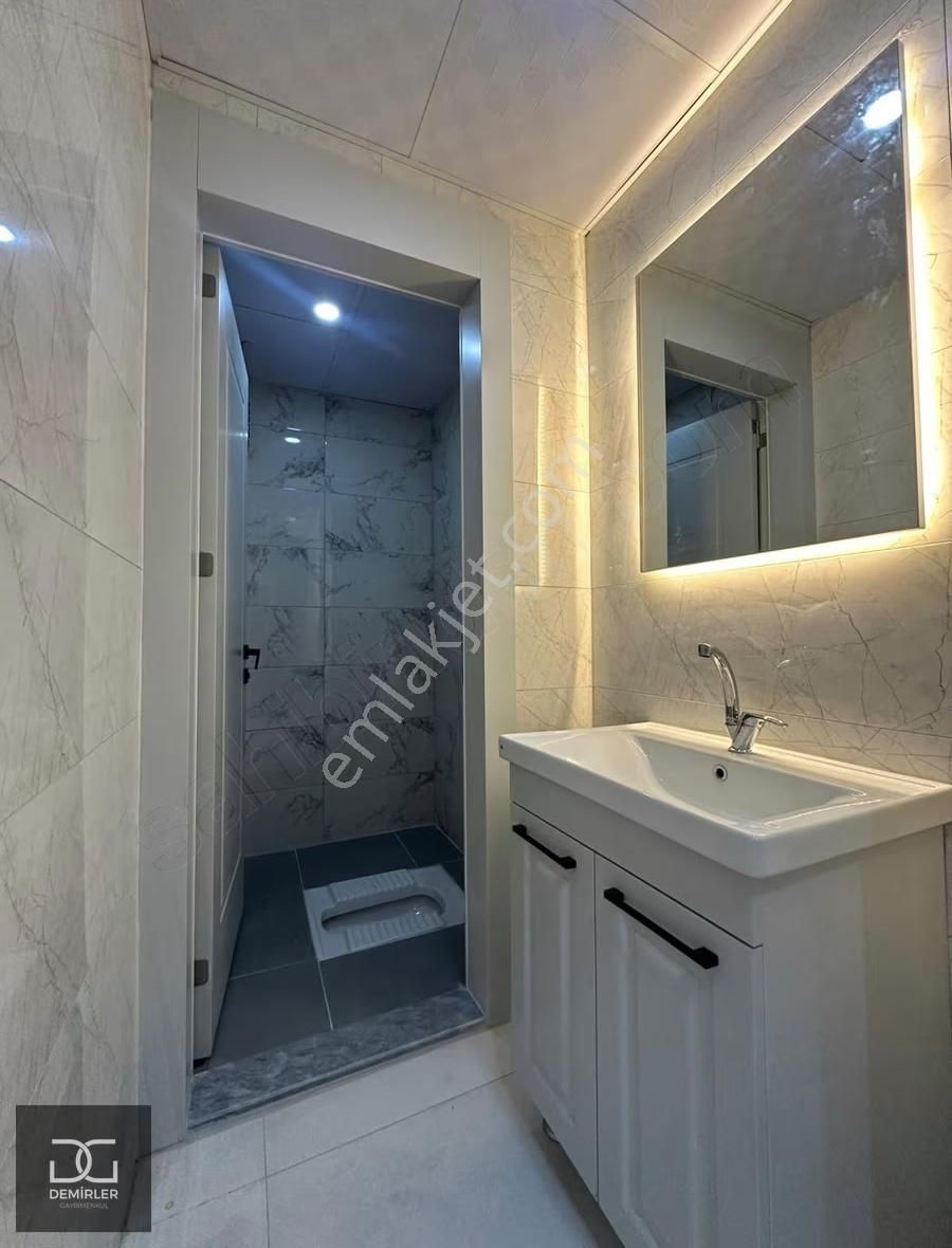 Demirler'den Çakmak'ta Arakat Ebeveyn Banyolu 3+1 Daireler - Görsel 15