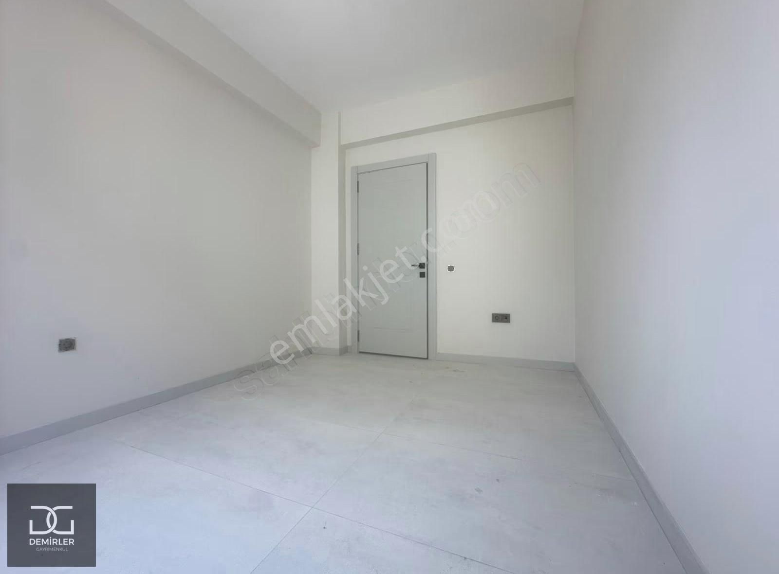 Demirler'den Çakmak'ta Arakat Ebeveyn Banyolu 3+1 Daireler - Görsel 9