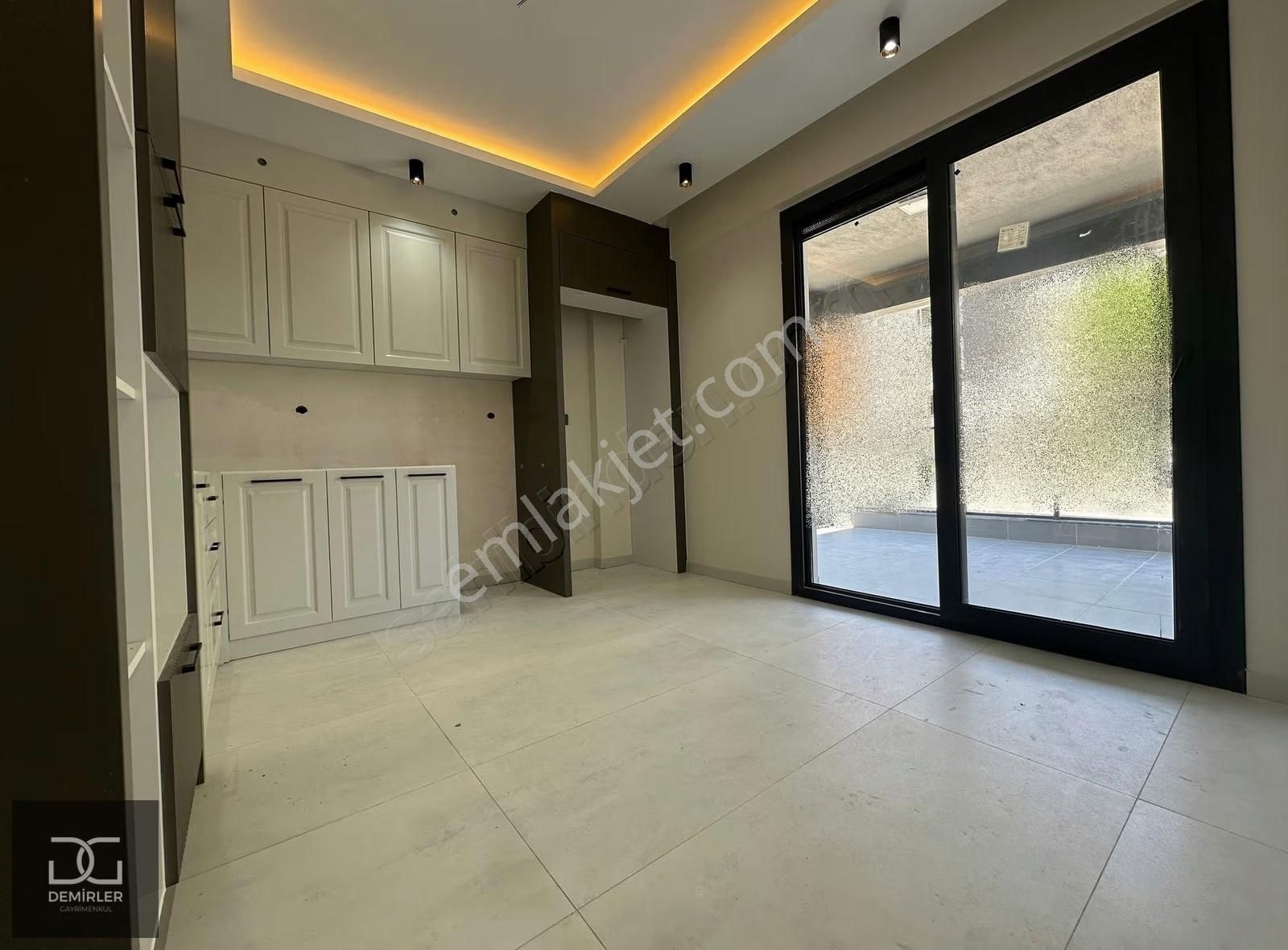 Demirler'den Çakmak'ta Arakat Ebeveyn Banyolu 3+1 Daireler - Görsel 5