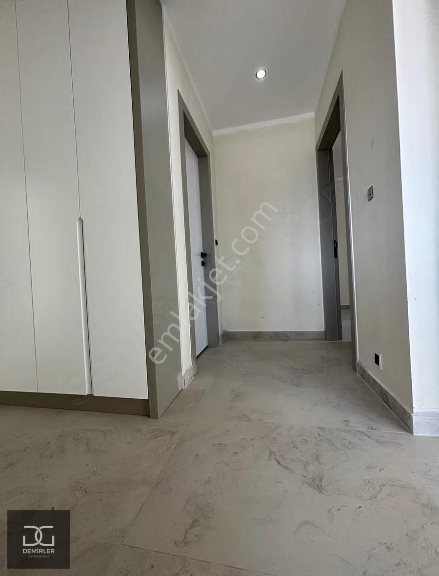 Demirler'den Çakmakta Manzaralı Ebeveyn Banyolu 2+1 Daireler - Görsel 17