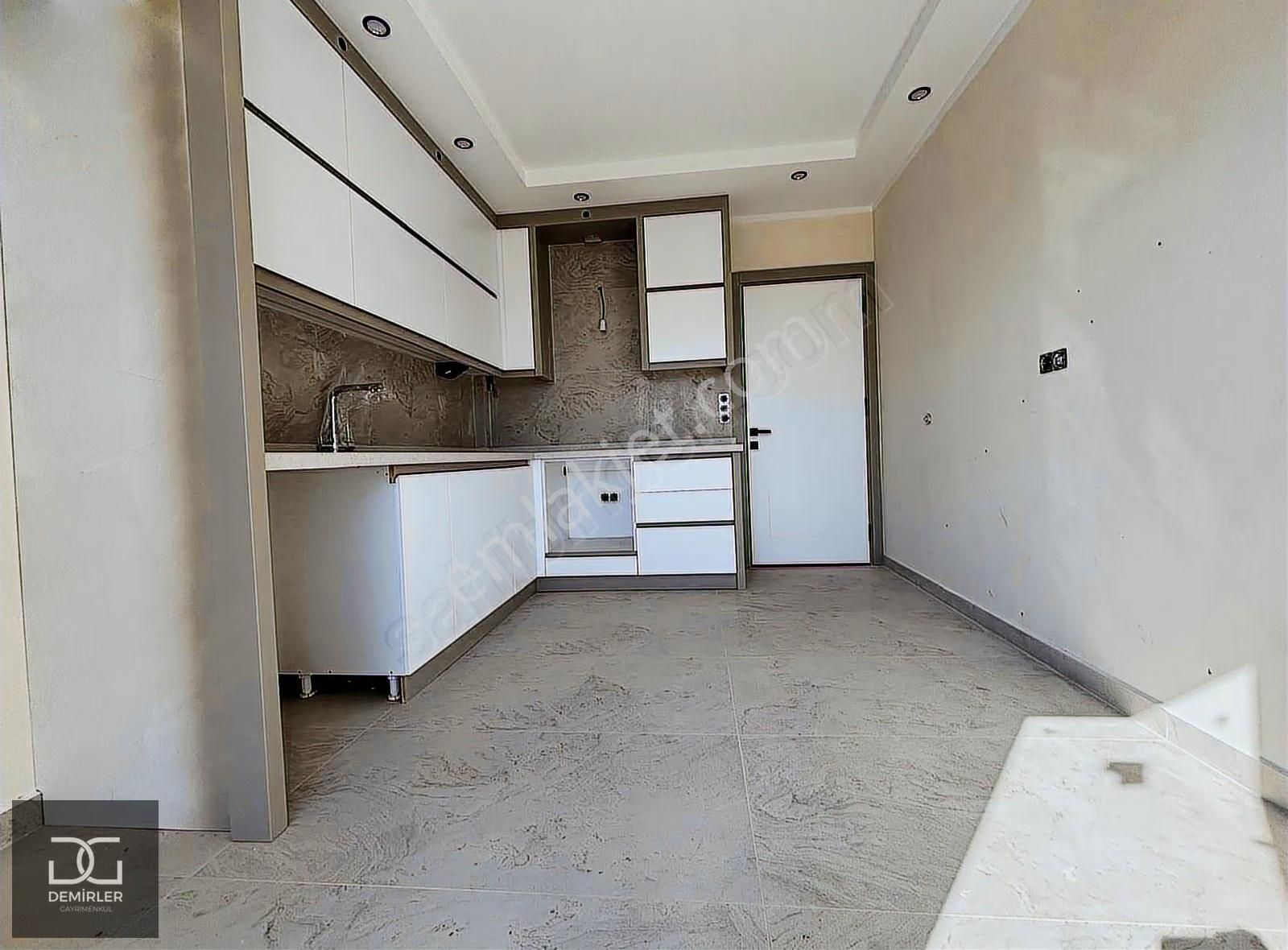 Demirler'den Çakmakta Manzaralı Ebeveyn Banyolu 2+1 Daireler - Görsel 25