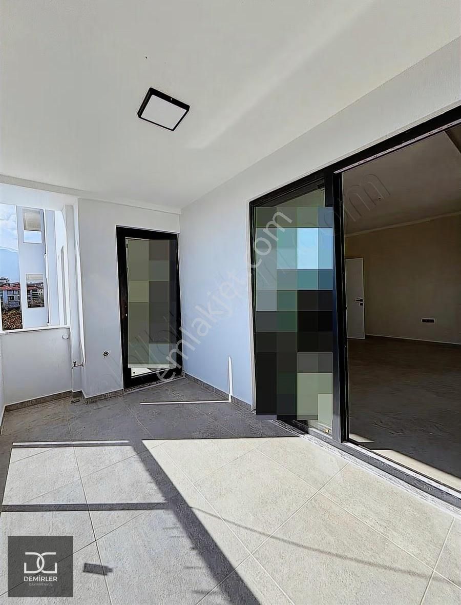 Demirler'den Çakmakta Manzaralı Ebeveyn Banyolu 2+1 Daireler - Görsel 12