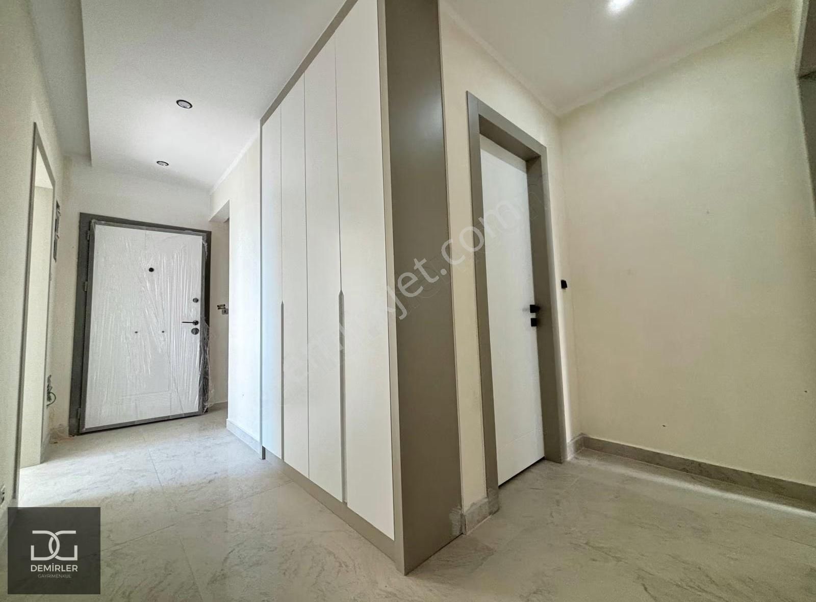 Demirler'den Çakmakta Manzaralı Ebeveyn Banyolu 2+1 Daireler - Görsel 31