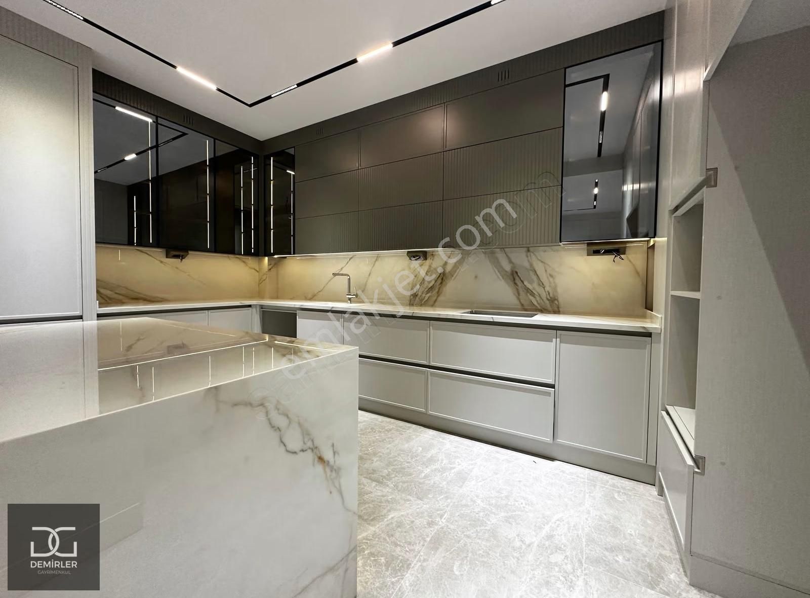 Demirler'den Yenişafak'ta Masal Park Mevkii Panjurlu Lüks 3,5+1 - Görsel 26