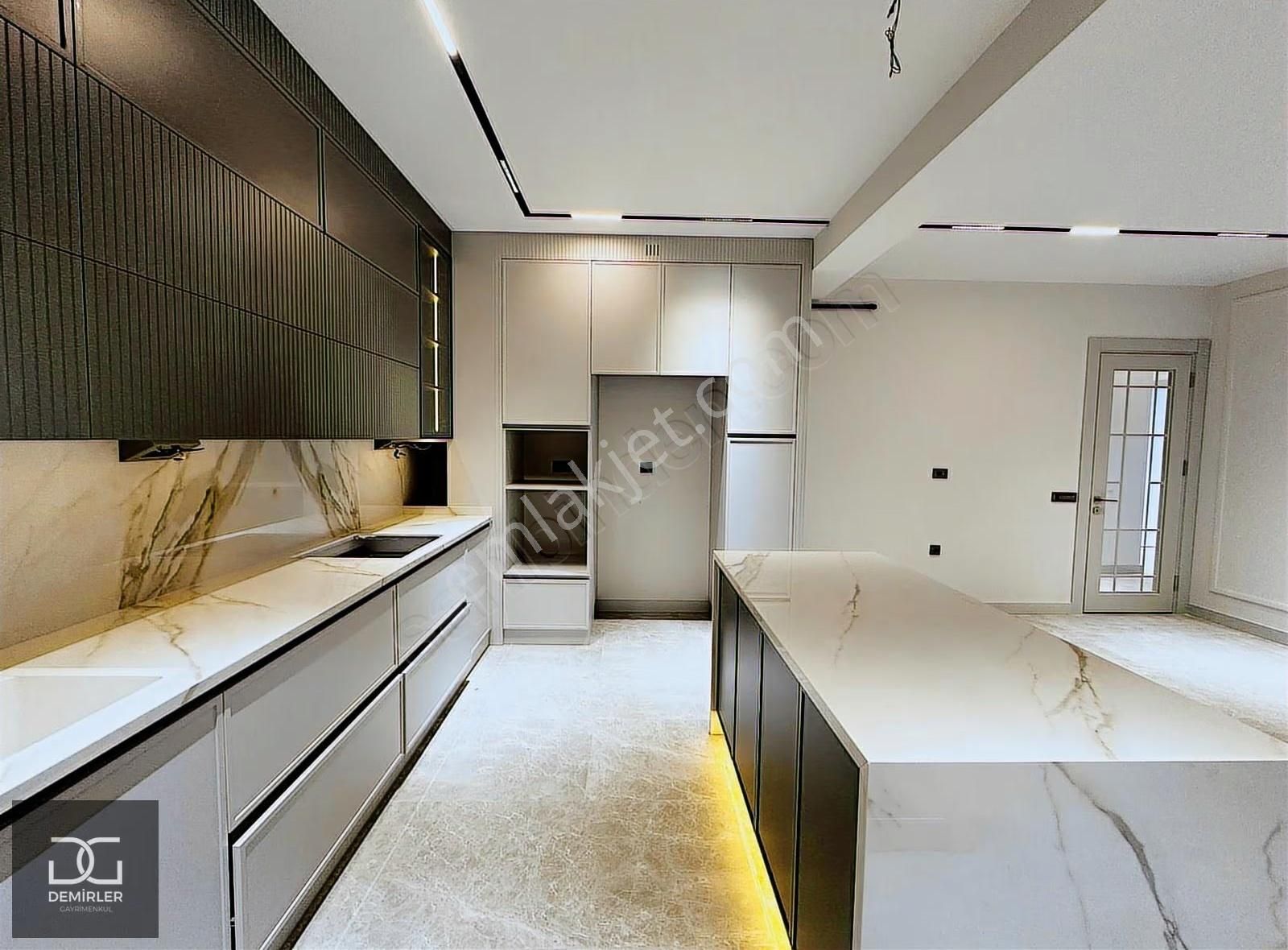 Demirler'den Yenişafak'ta Masal Park Mevkii Panjurlu Lüks 3,5+1 - Görsel 22