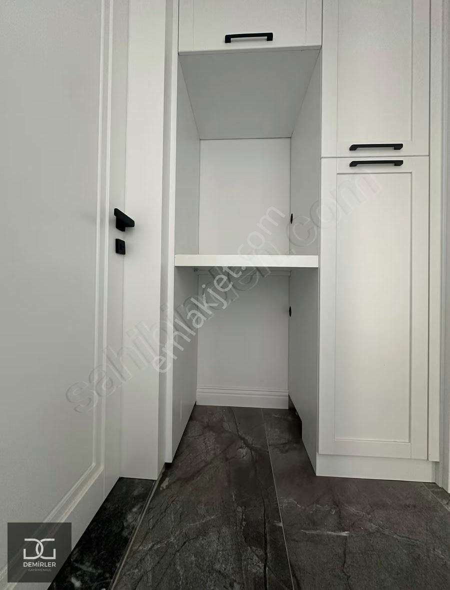 Demirler'den Panjurlu Ebeveyn Banyolu 3+1 Satılık Daire - Görsel 8