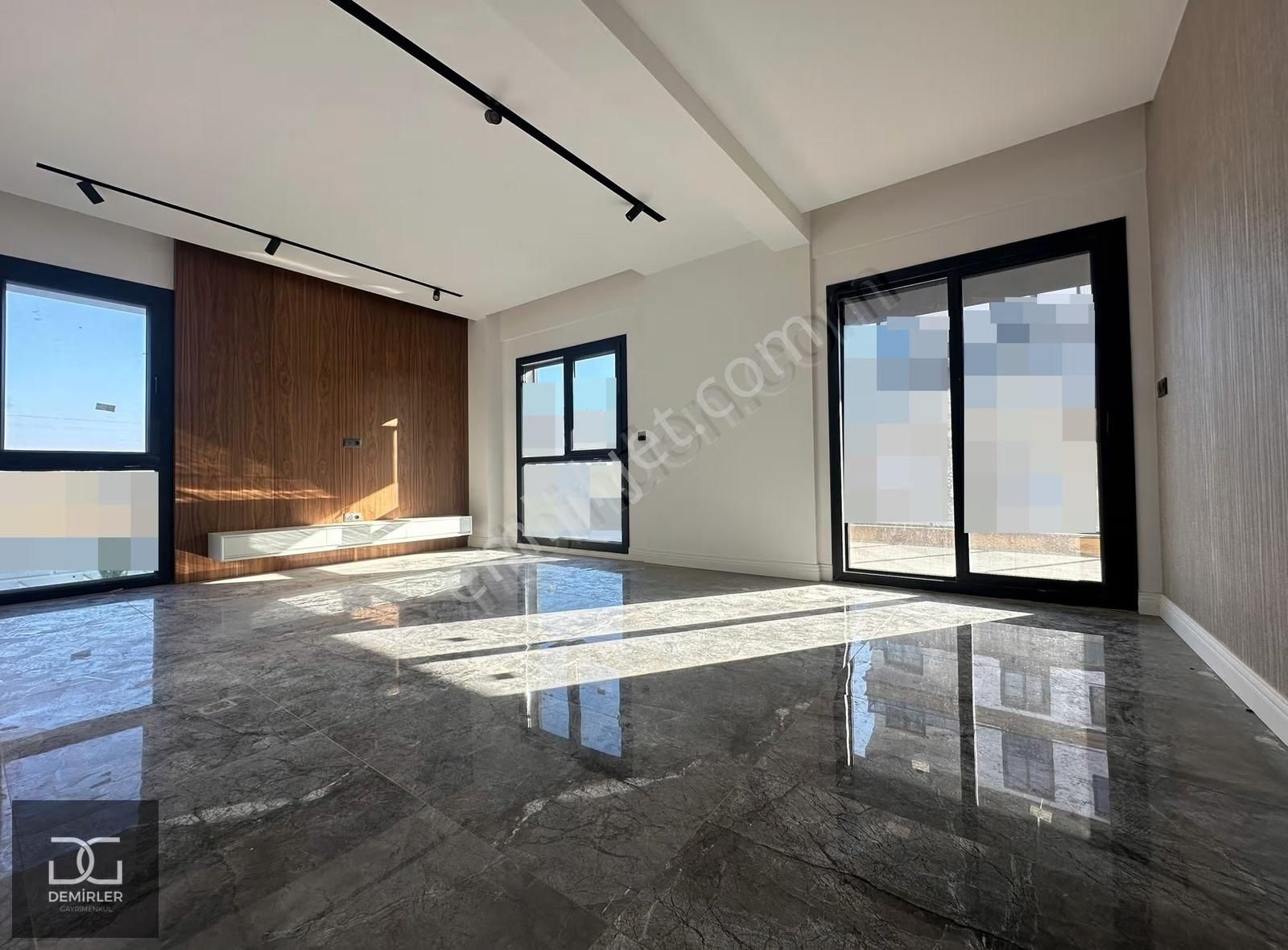 Demirler'den Panjurlu Ebeveyn Banyolu 3+1 Satılık Daire - Görsel 9