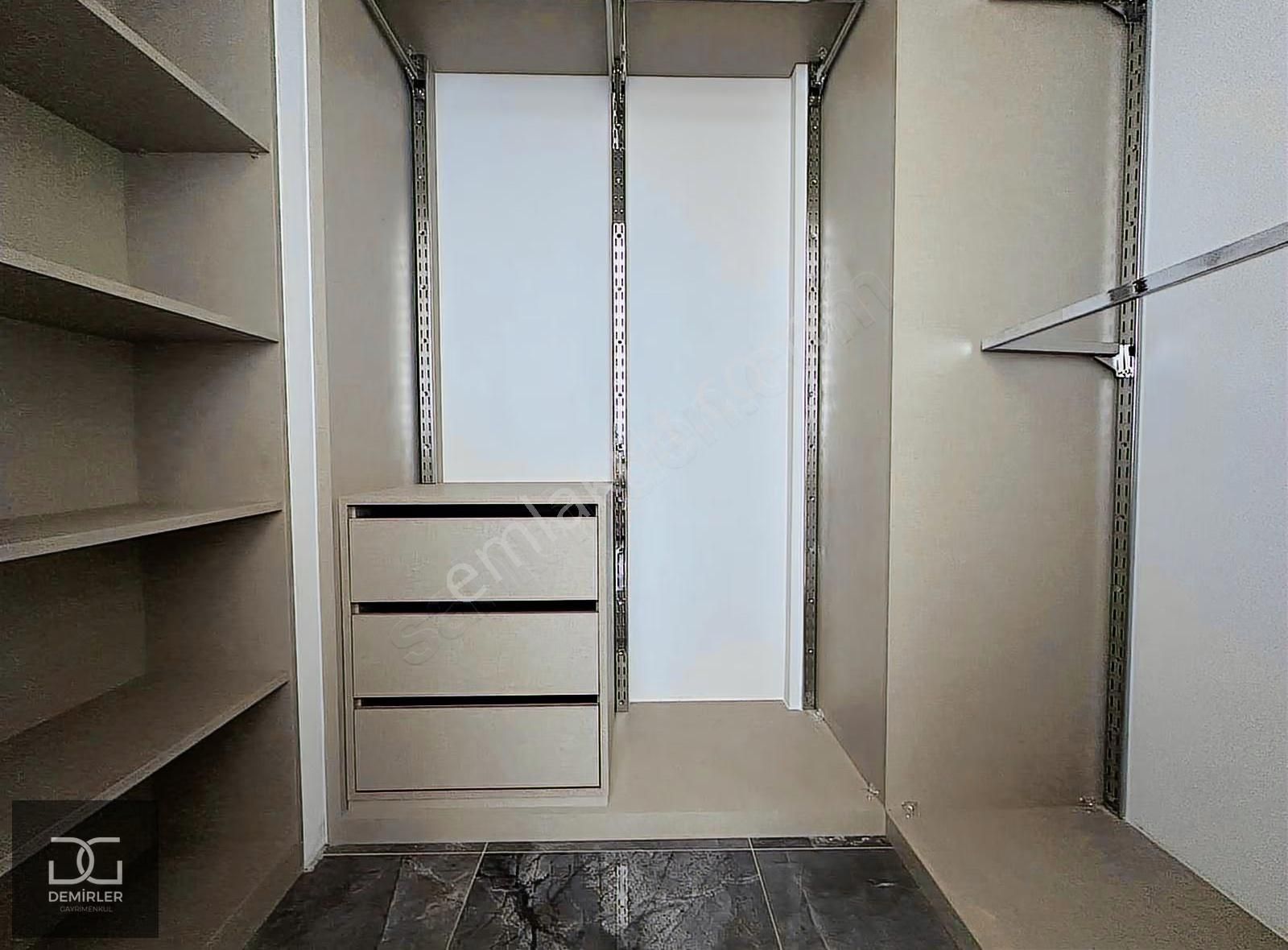 Demirler'den Panjurlu Ebeveyn Banyolu 3+1 Satılık Daire - Görsel 19