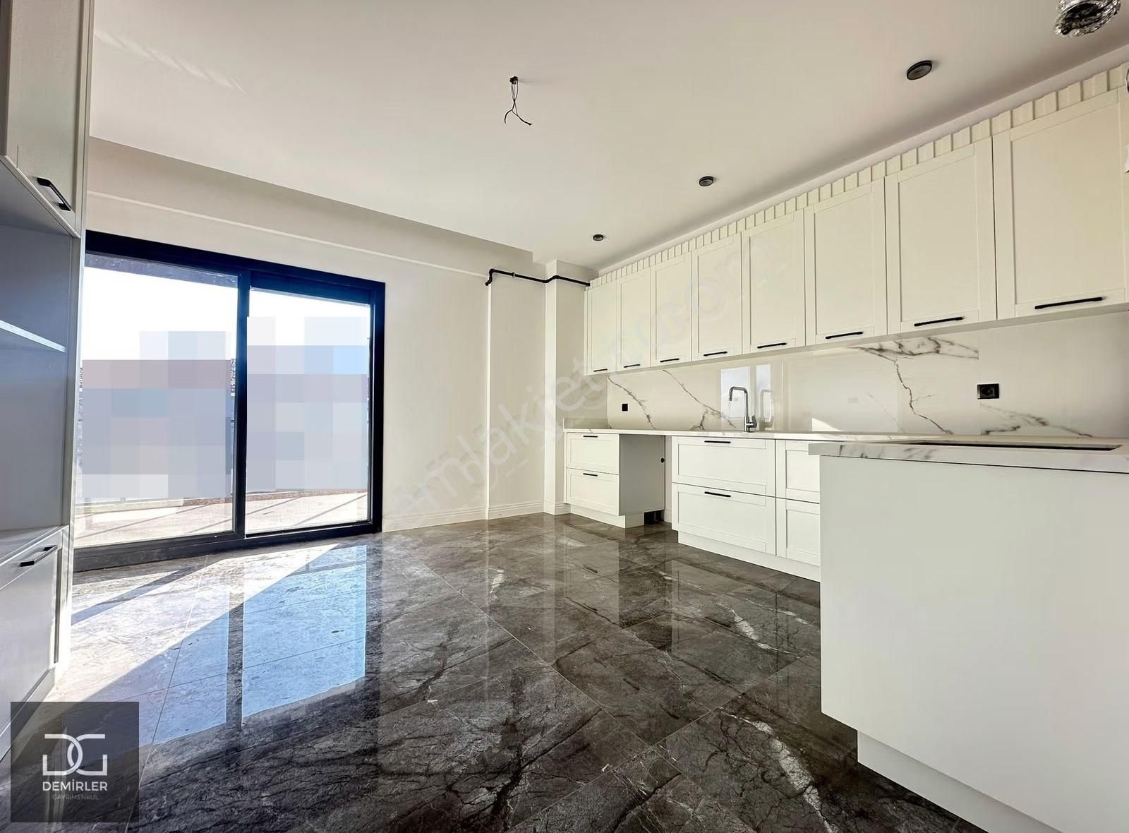 Demirler'den Panjurlu Ebeveyn Banyolu 3+1 Satılık Daire - Görsel 12