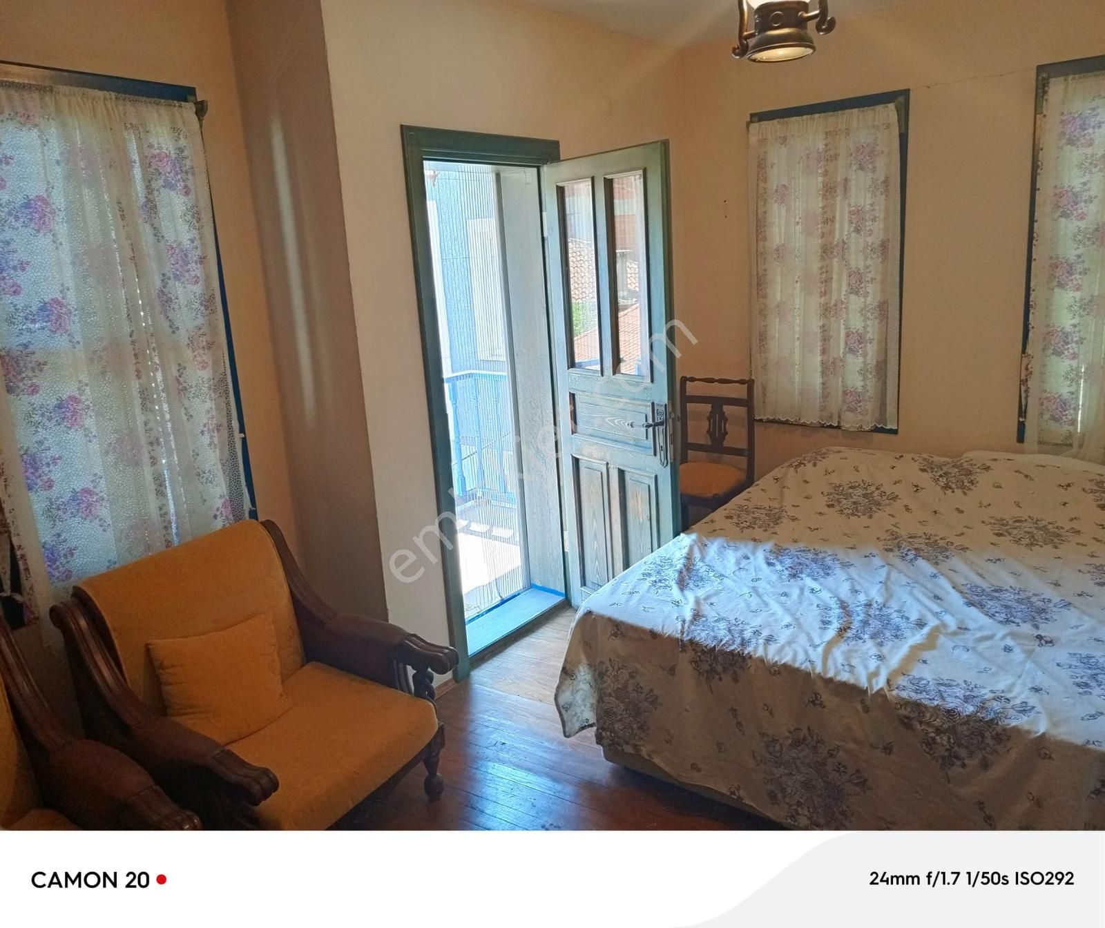 Mudanya Kumyaka Merkezde Satılık Özel Yapım Müstakil Ev / İşyeri - Görsel 23