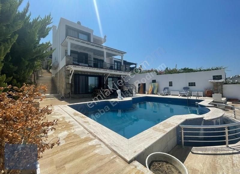 Bodrum Gündoğan Satılık Deniz Manzaralı 6+2 Tripleks Villa - Görsel 7
