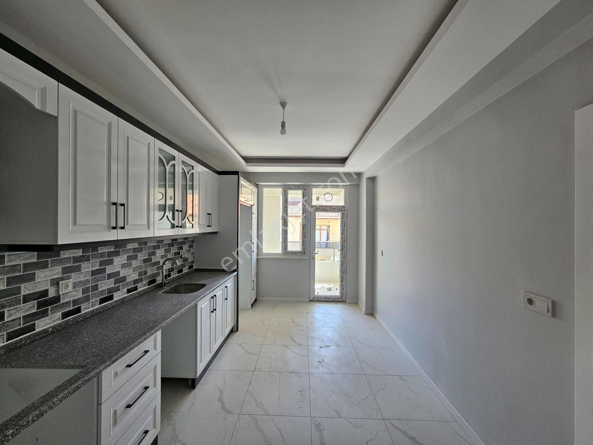 Sakarya Mahallesinde Salı Pazarına Oldukça Yakın Lüks 3+1 Sıfır Fırsat Lüx Daireler - Görsel 12