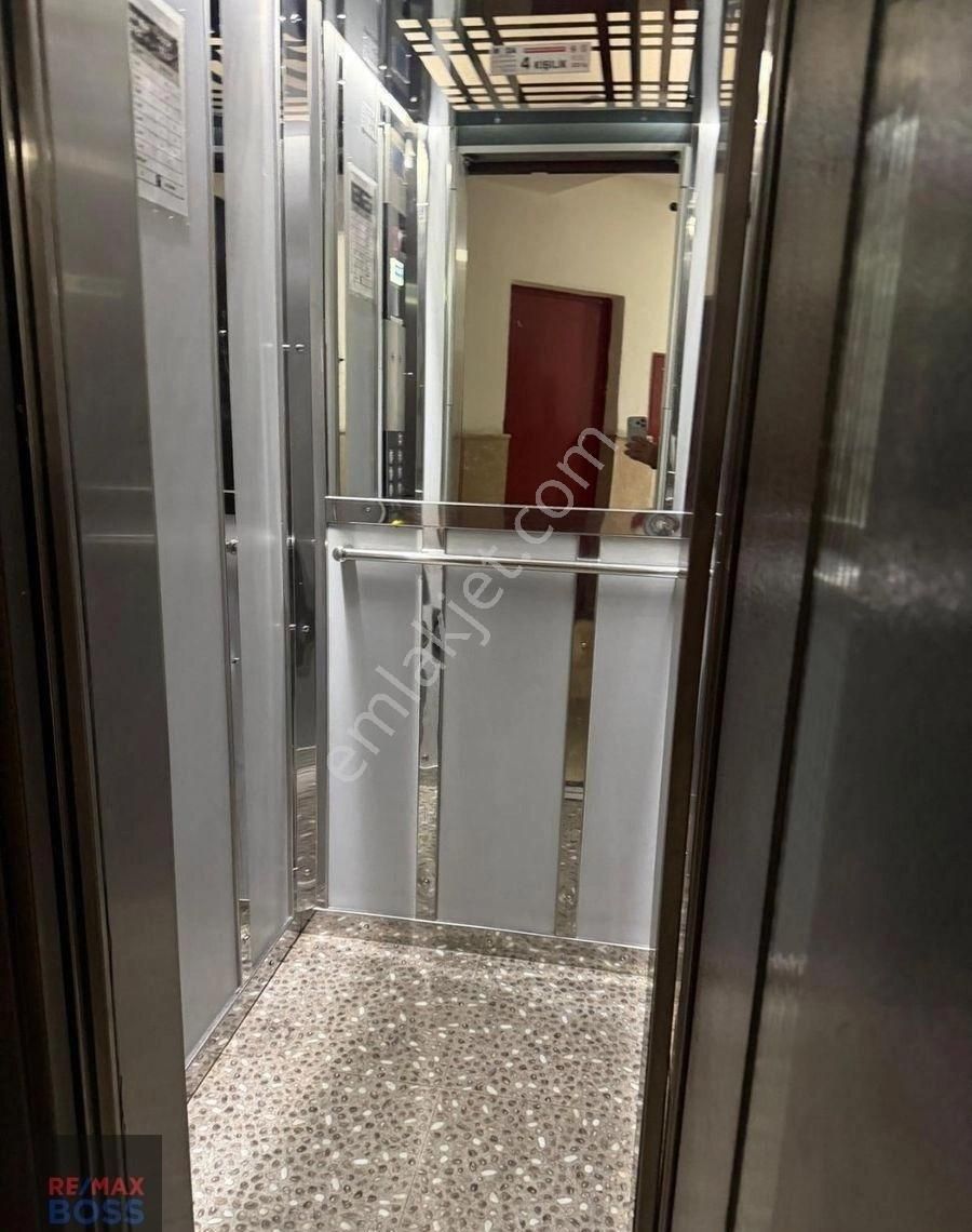 Batıkent Kentkoop Site İçerisinde Geniş Tip Kapalı Otoparklı 3+1 - Görsel 25