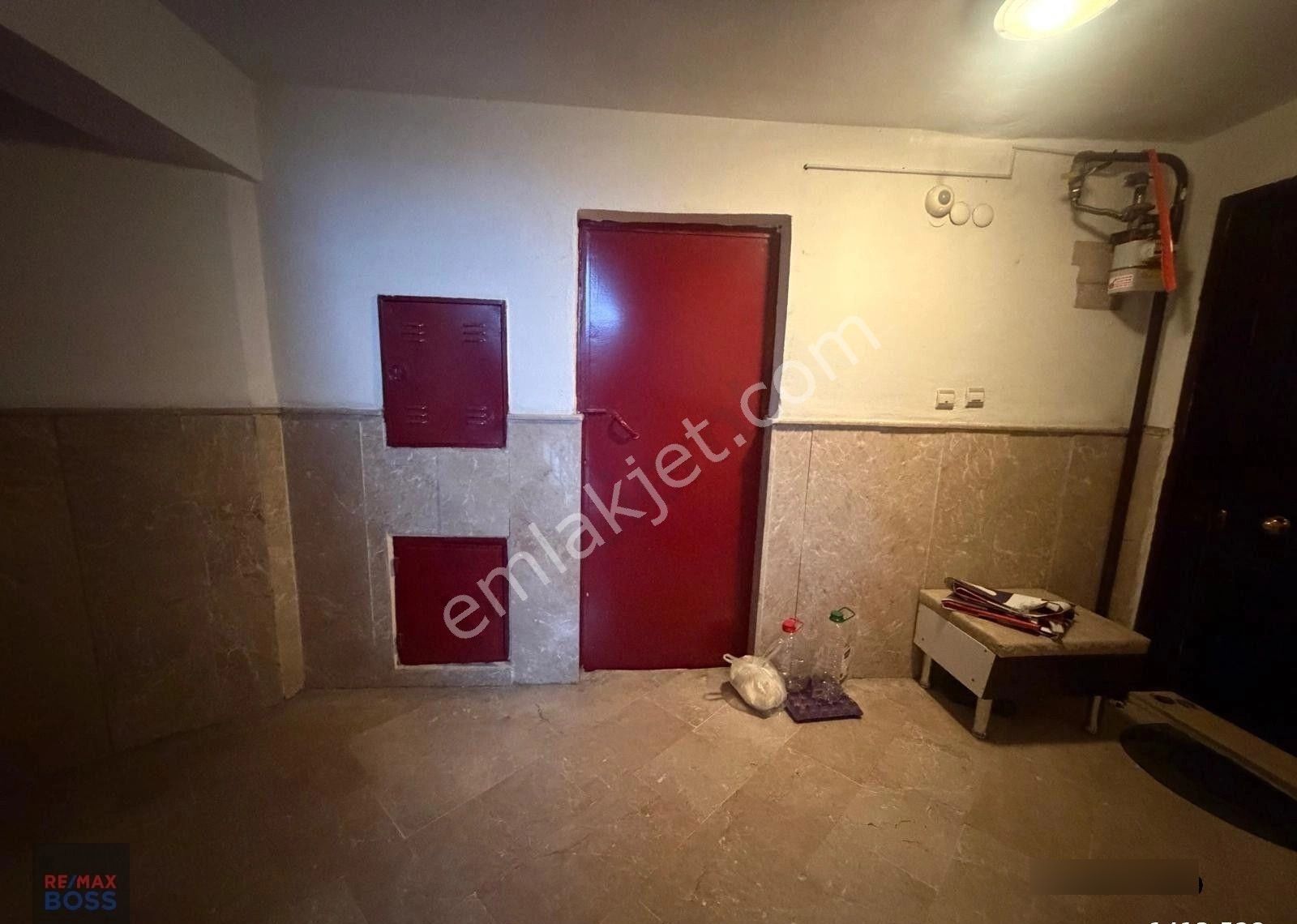 Batıkent Kentkoop Site İçerisinde Geniş Tip Kapalı Otoparklı 3+1 - Görsel 11