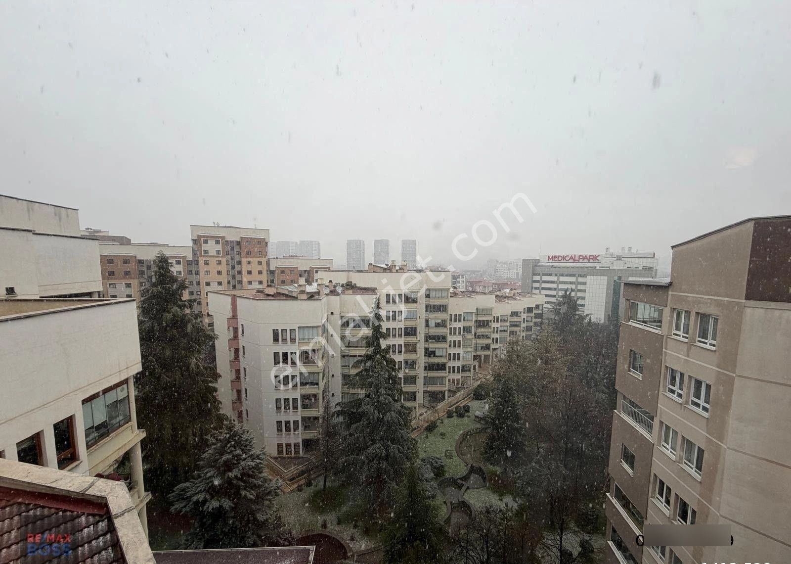 Batıkent Kentkoop Site İçerisinde Geniş Tip Kapalı Otoparklı 3+1 - Görsel 32