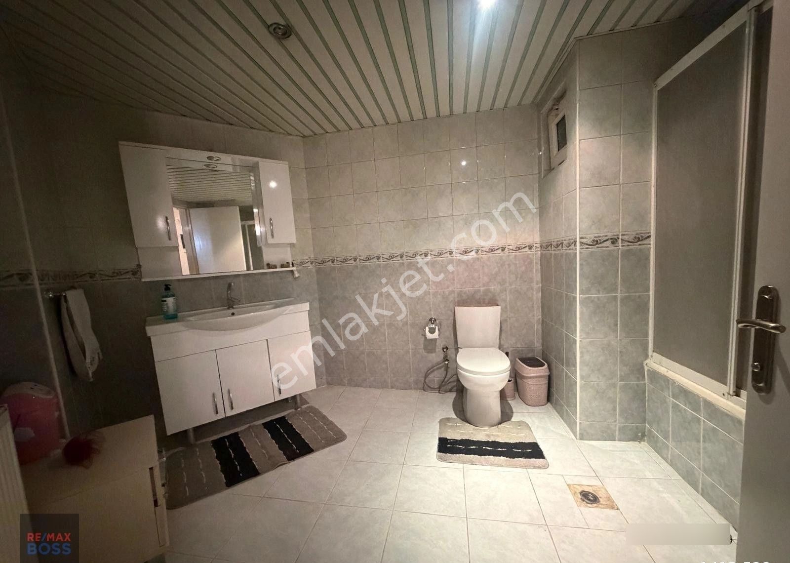 Batıkent Kentkoop Site İçerisinde Geniş Tip Kapalı Otoparklı 3+1 - Görsel 23