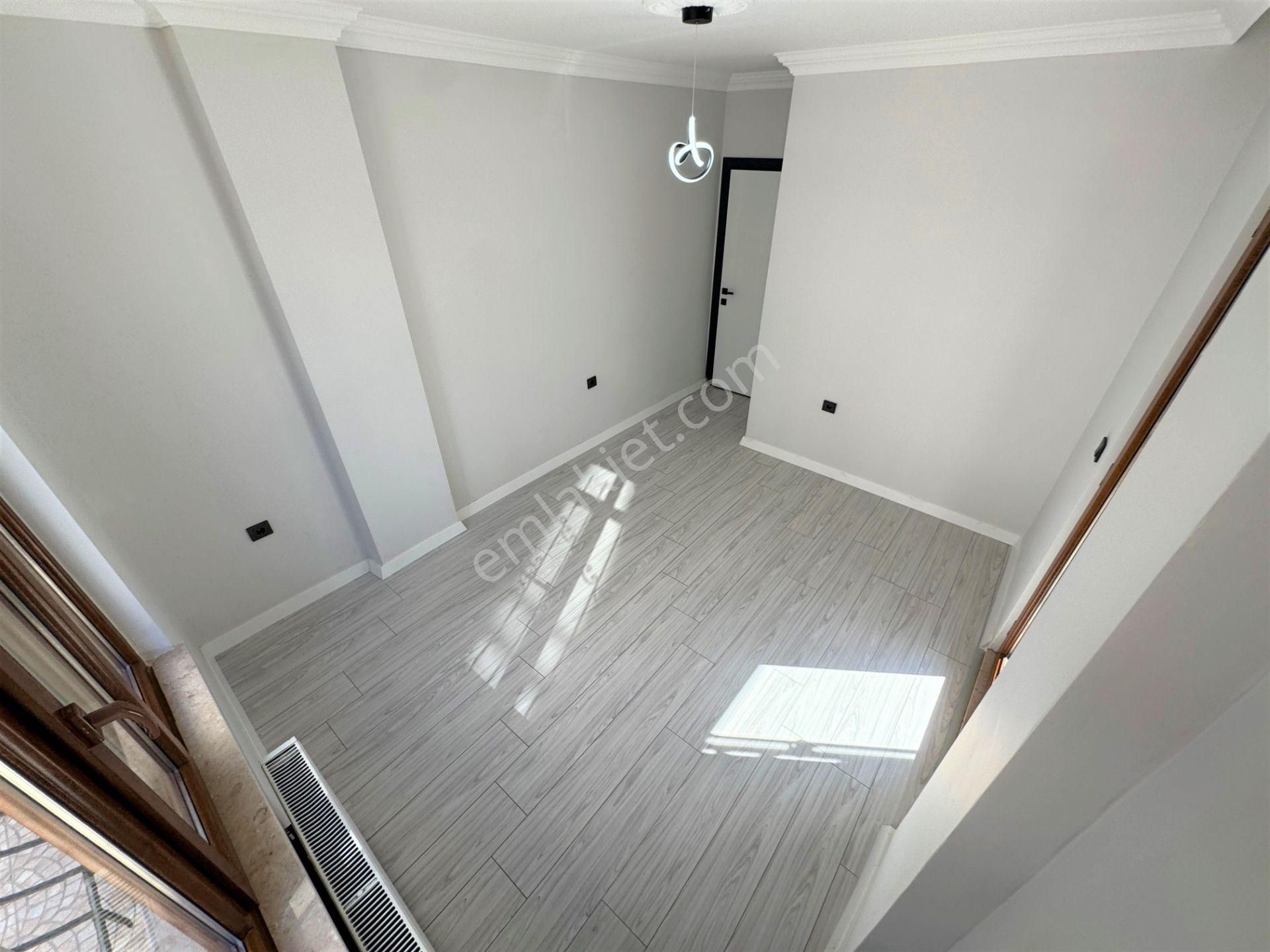 🟠🟠alfa'dan Akçay'da Satılık Geniş Ailelere Özel Ön Cephe Asansörlü Şık Tasarımlı 3+1 Ferah Daire - Görsel 13