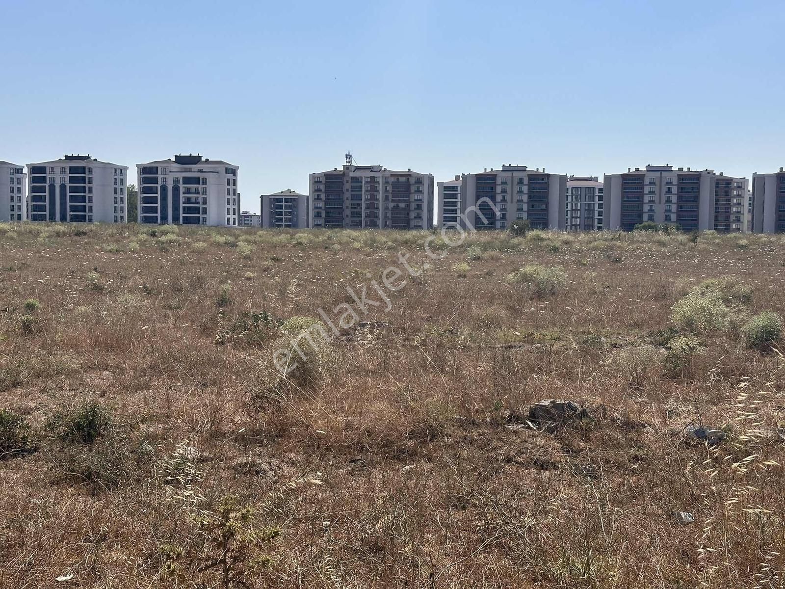 Tepede Tabela Değeri Olan Satılık Arsa - Görsel 3