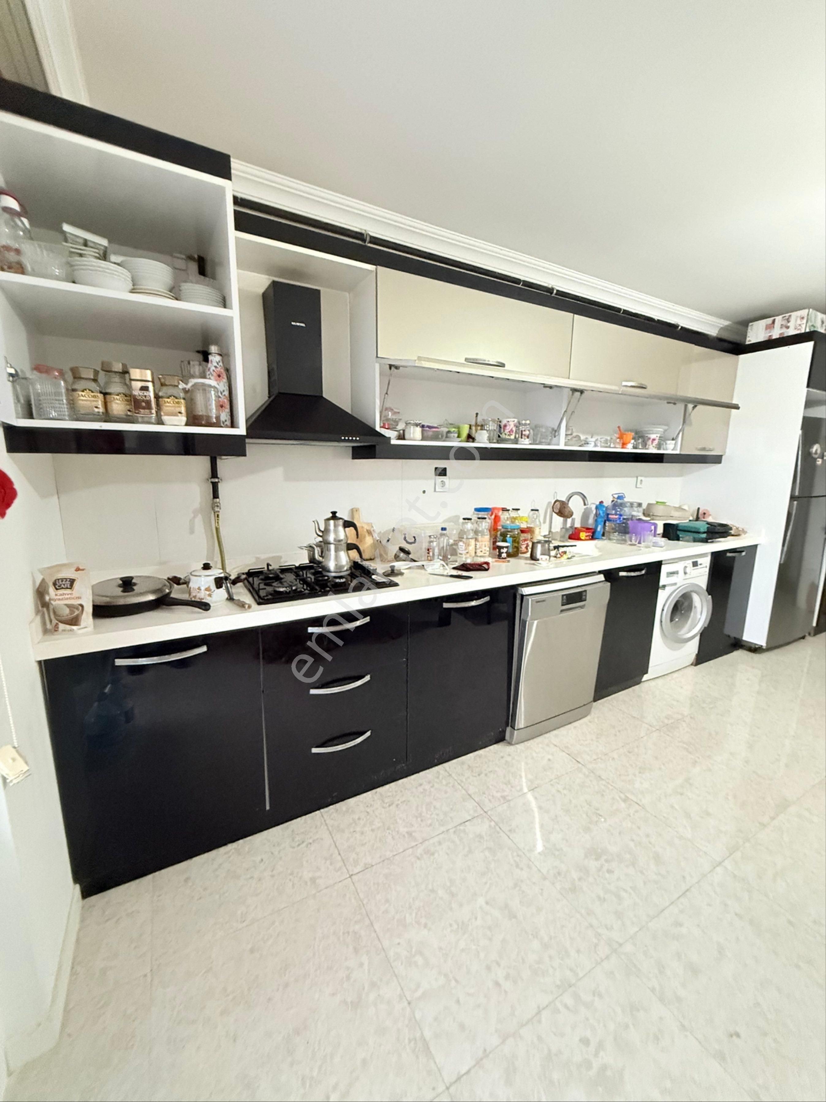 Çerkezköy Avm Bölgesinde 3+1 Site İçinde Uyguna Acil Satılık - Görsel 12