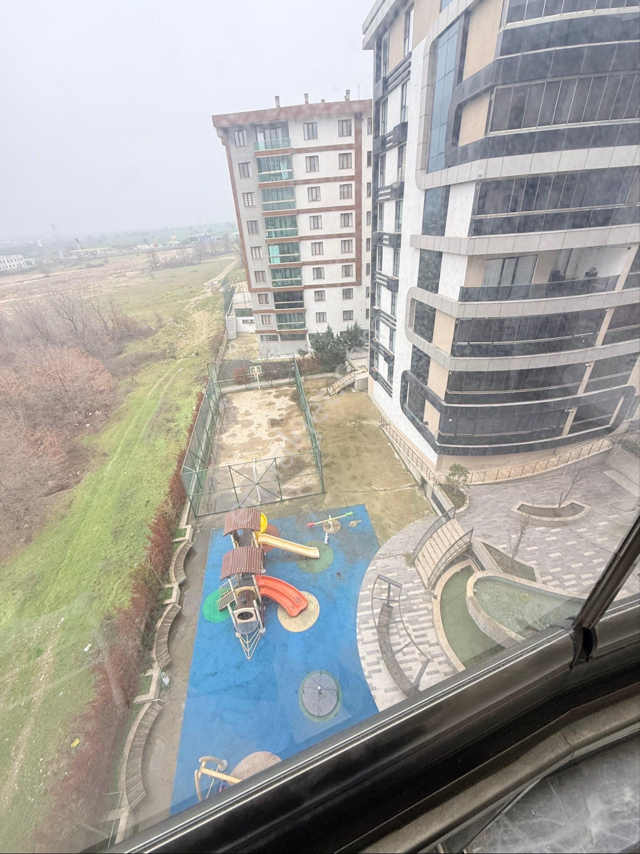 Çerkezköy Avm Bölgesinde 3+1 Site İçinde Uyguna Acil Satılık - Görsel 9