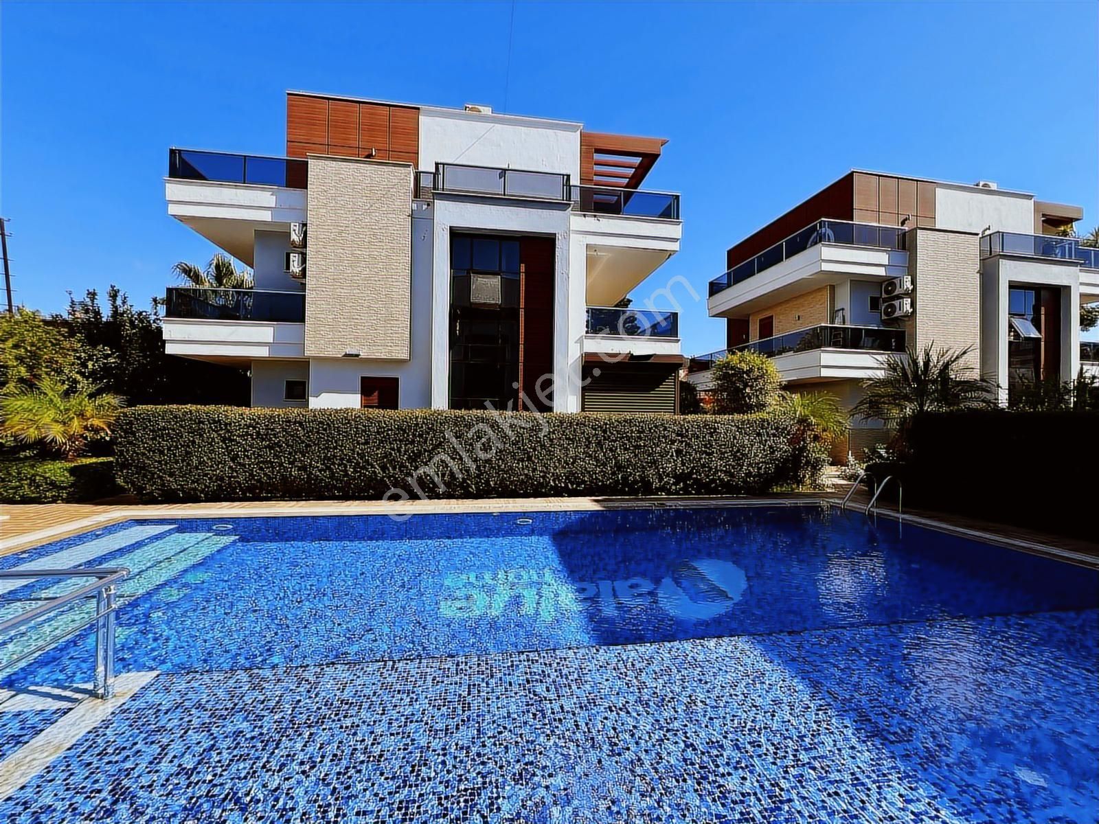 Alanya'da Sahile 250 M Mesafede Müstakil Villa | Tekce - Görsel 3