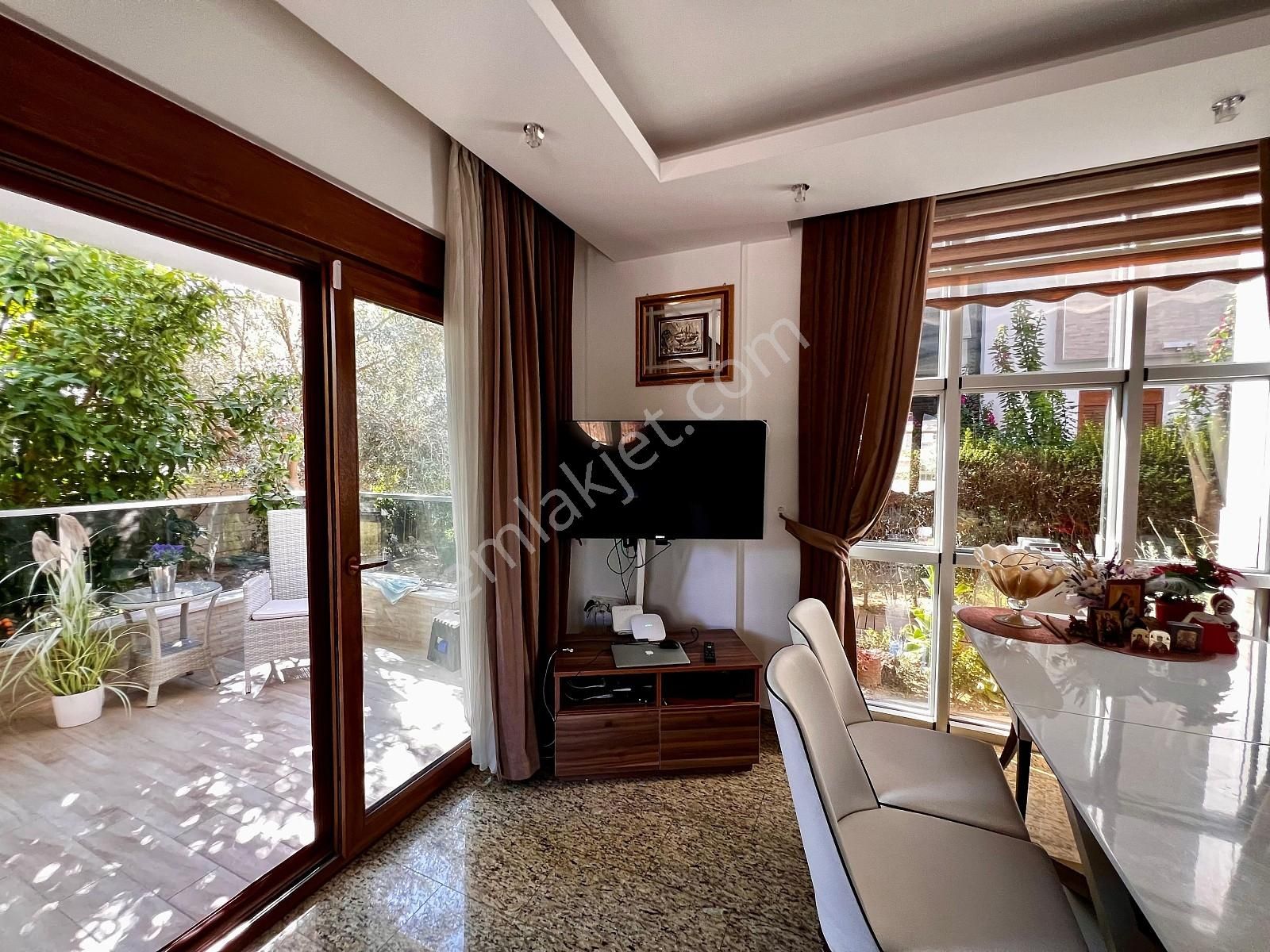 Alanya'da Sahile 250 M Mesafede Müstakil Villa | Tekce - Görsel 9