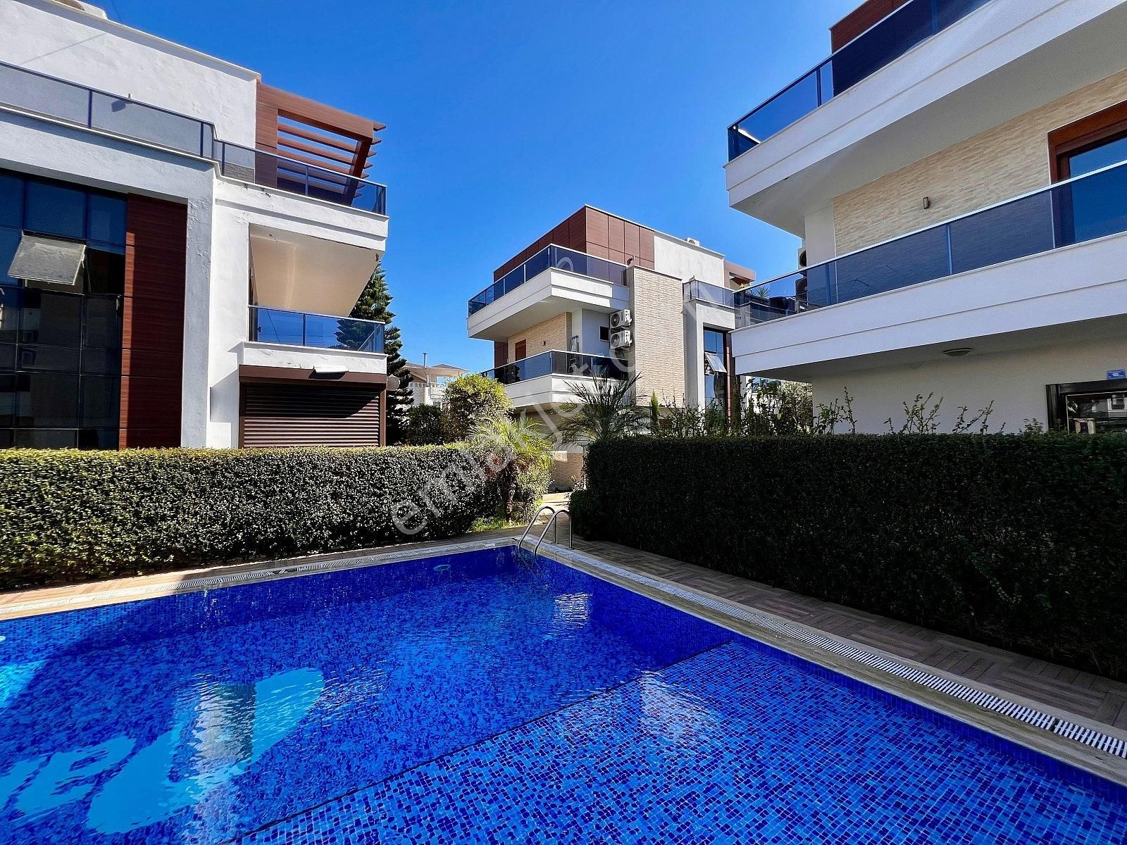 Alanya'da Sahile 250 M Mesafede Müstakil Villa | Tekce - Görsel 30