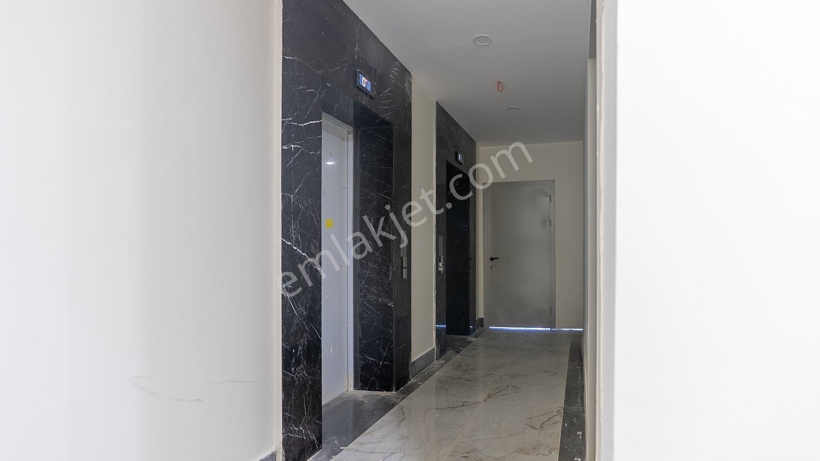 Altıntaş Defne Sitesi'nde Ana Cadde Üzeri 1+1 | Tekce - Görsel 8