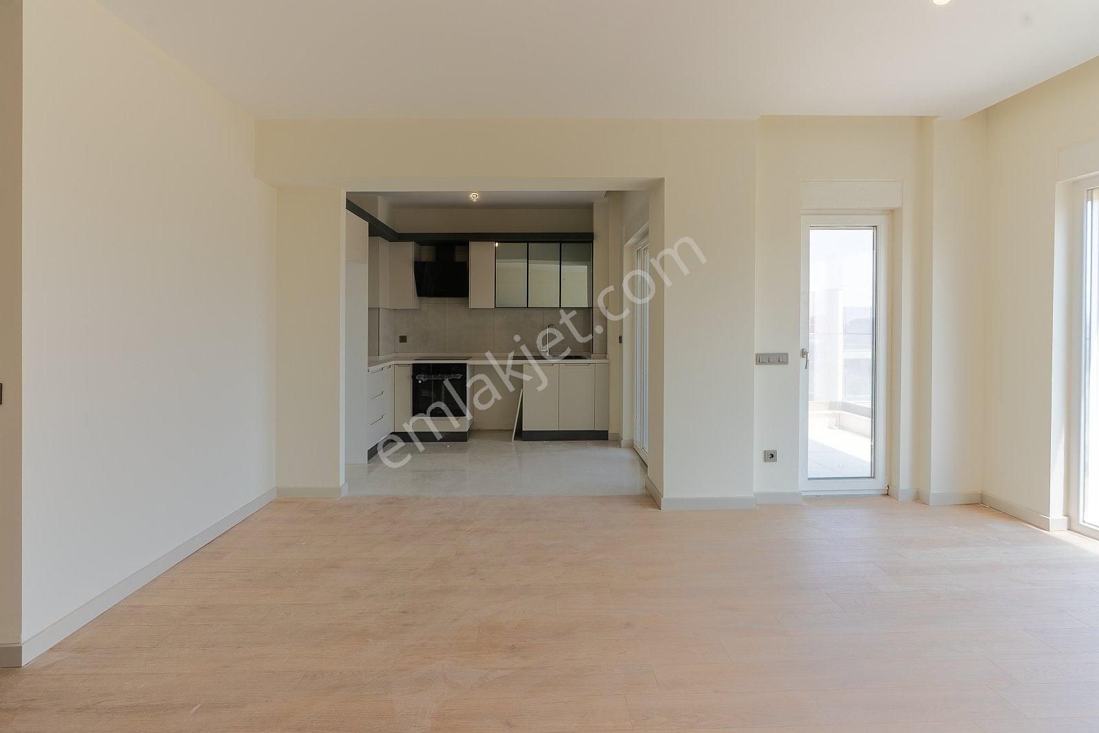 Altıntaş Defne Sitesi'nde Ana Cadde Üzeri 1+1 | Tekce - Görsel 4