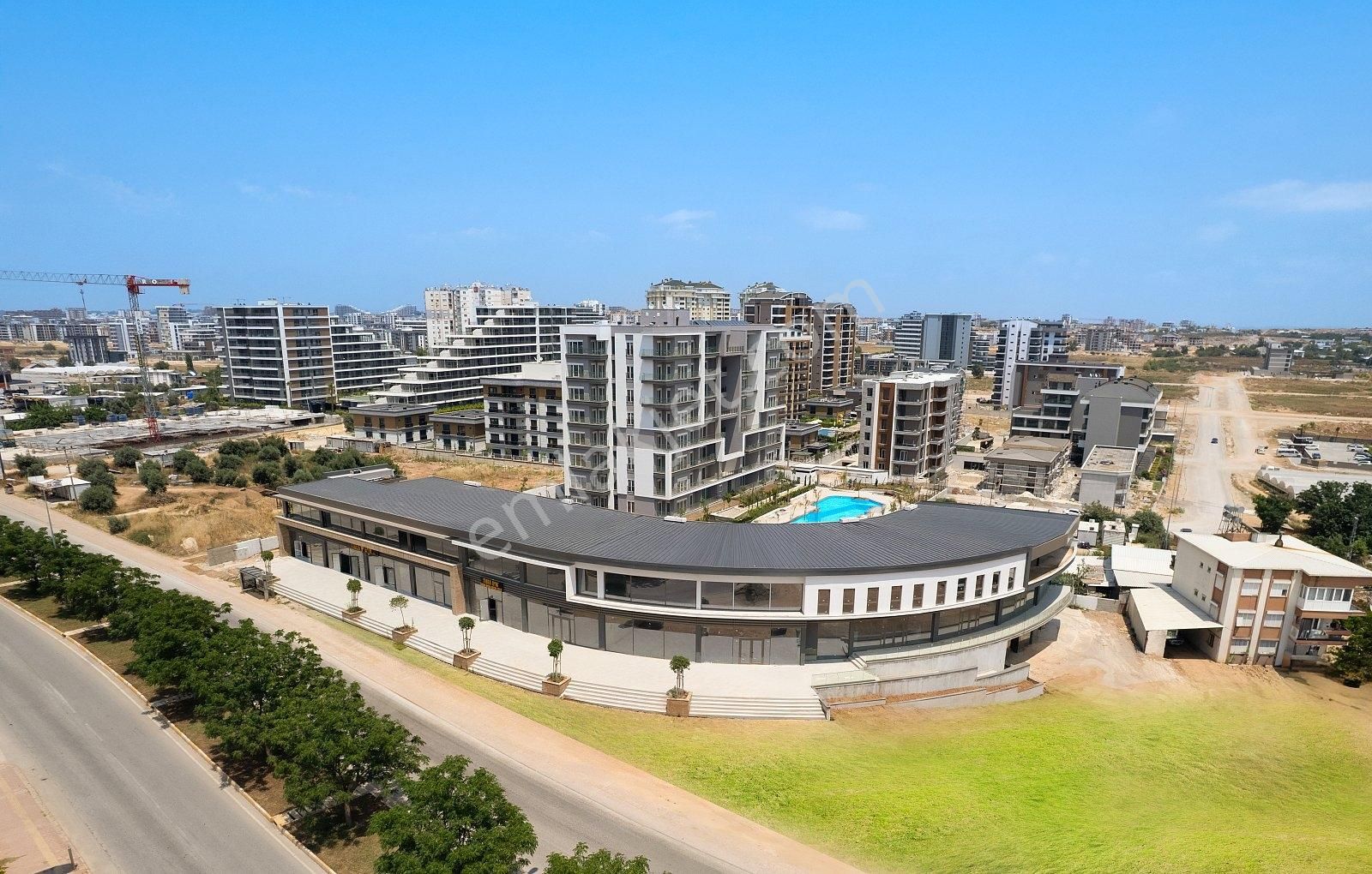 Altıntaş Defne Sitesi'nde Ana Cadde Üzeri 1+1 | Tekce - Görsel 5