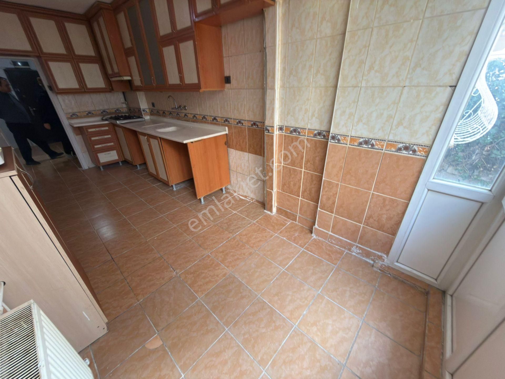 Akşemsettin'de--kat Konumunda--3+1 Bağımsız --fırsat Dairesi- - Görsel 7