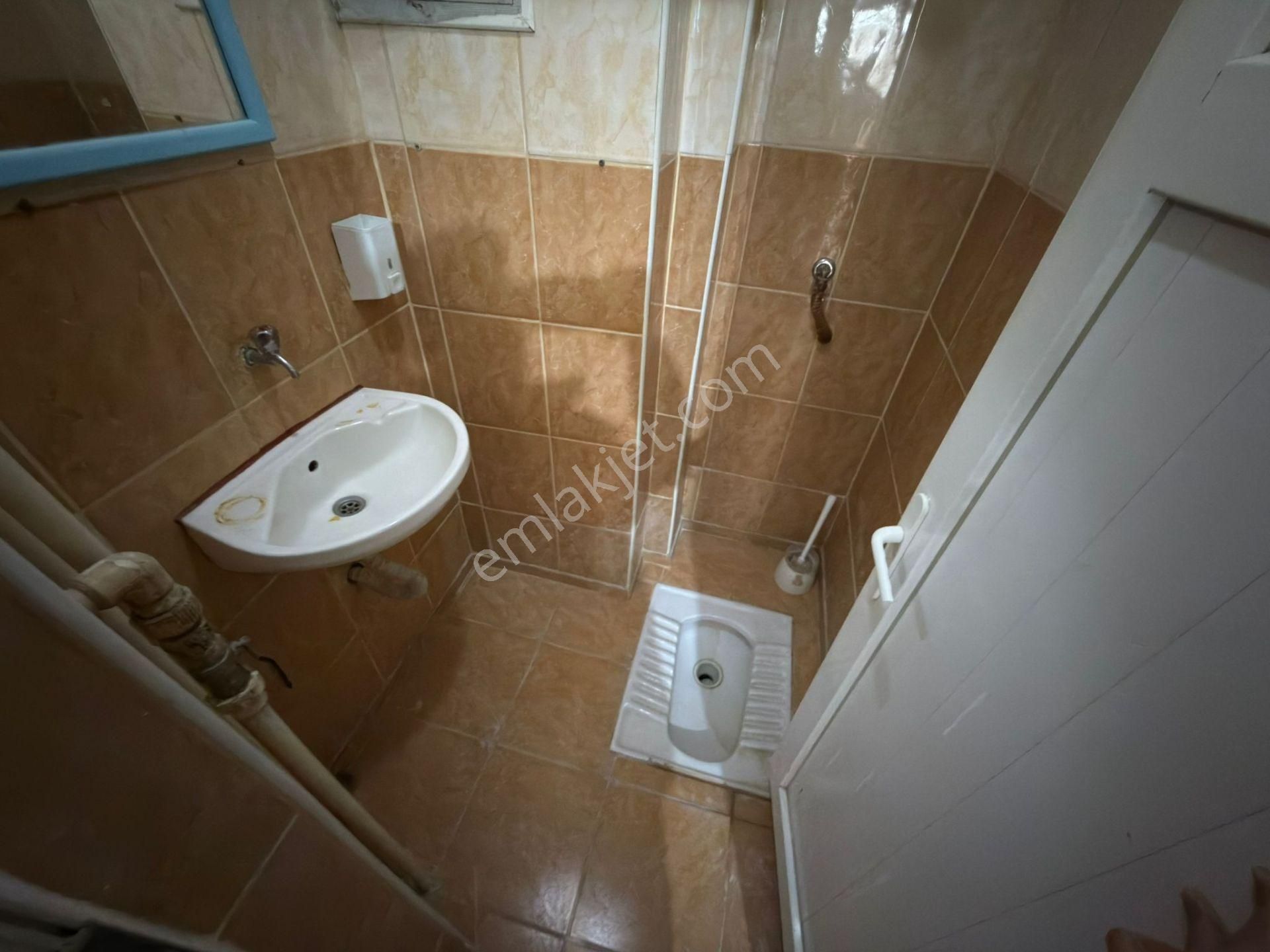 Akşemsettin'de--kat Konumunda--3+1 Bağımsız --fırsat Dairesi- - Görsel 21