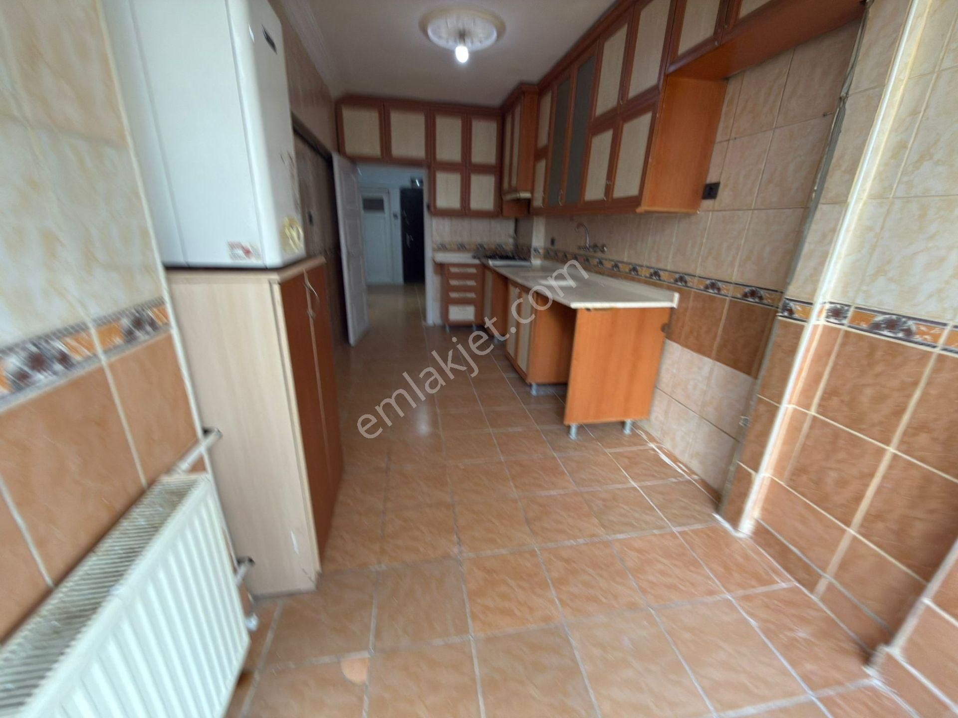 Akşemsettin'de--kat Konumunda--3+1 Bağımsız --fırsat Dairesi- - Görsel 8