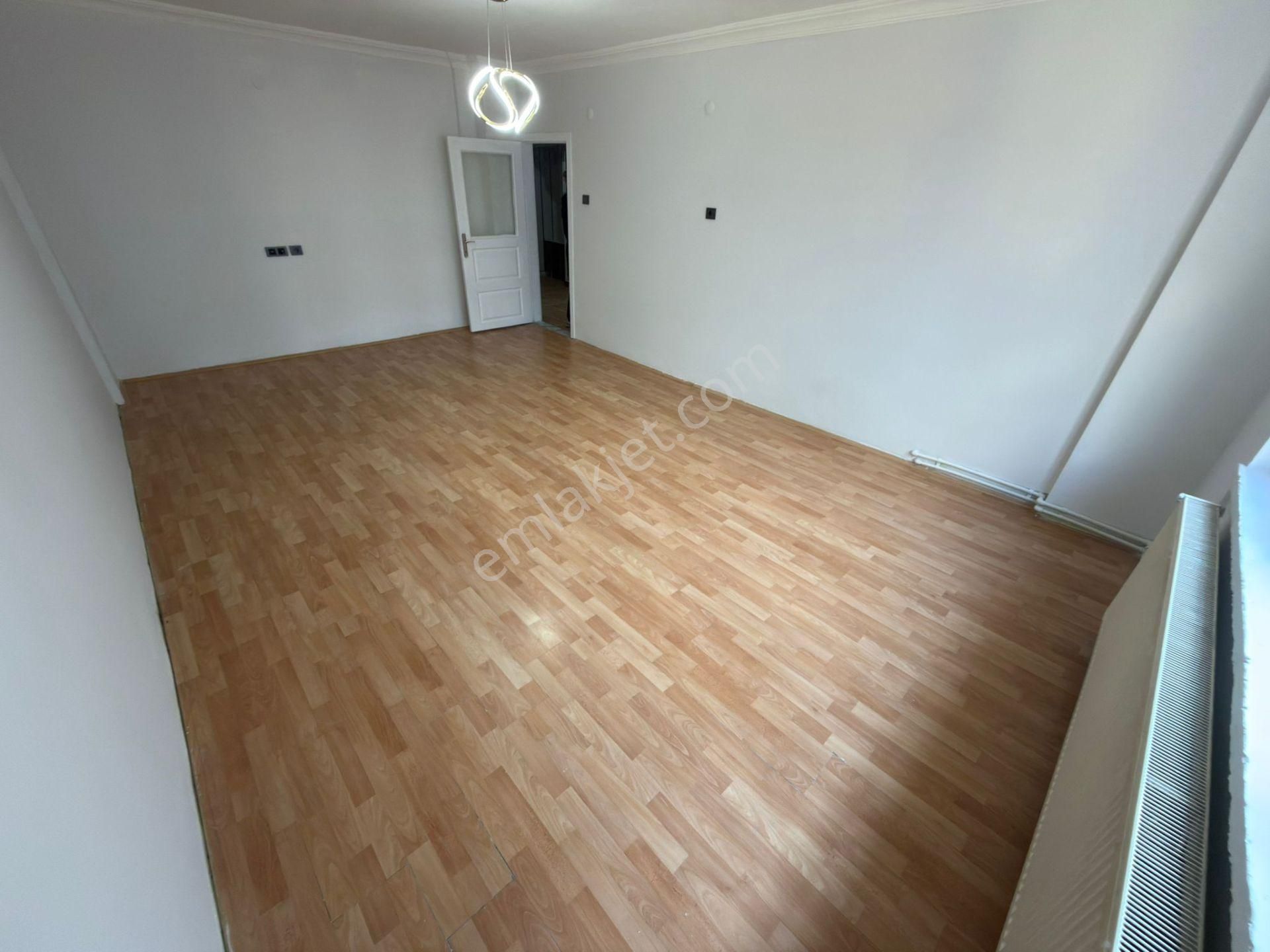 Akşemsettin'de--kat Konumunda--3+1 Bağımsız --fırsat Dairesi- - Görsel 13