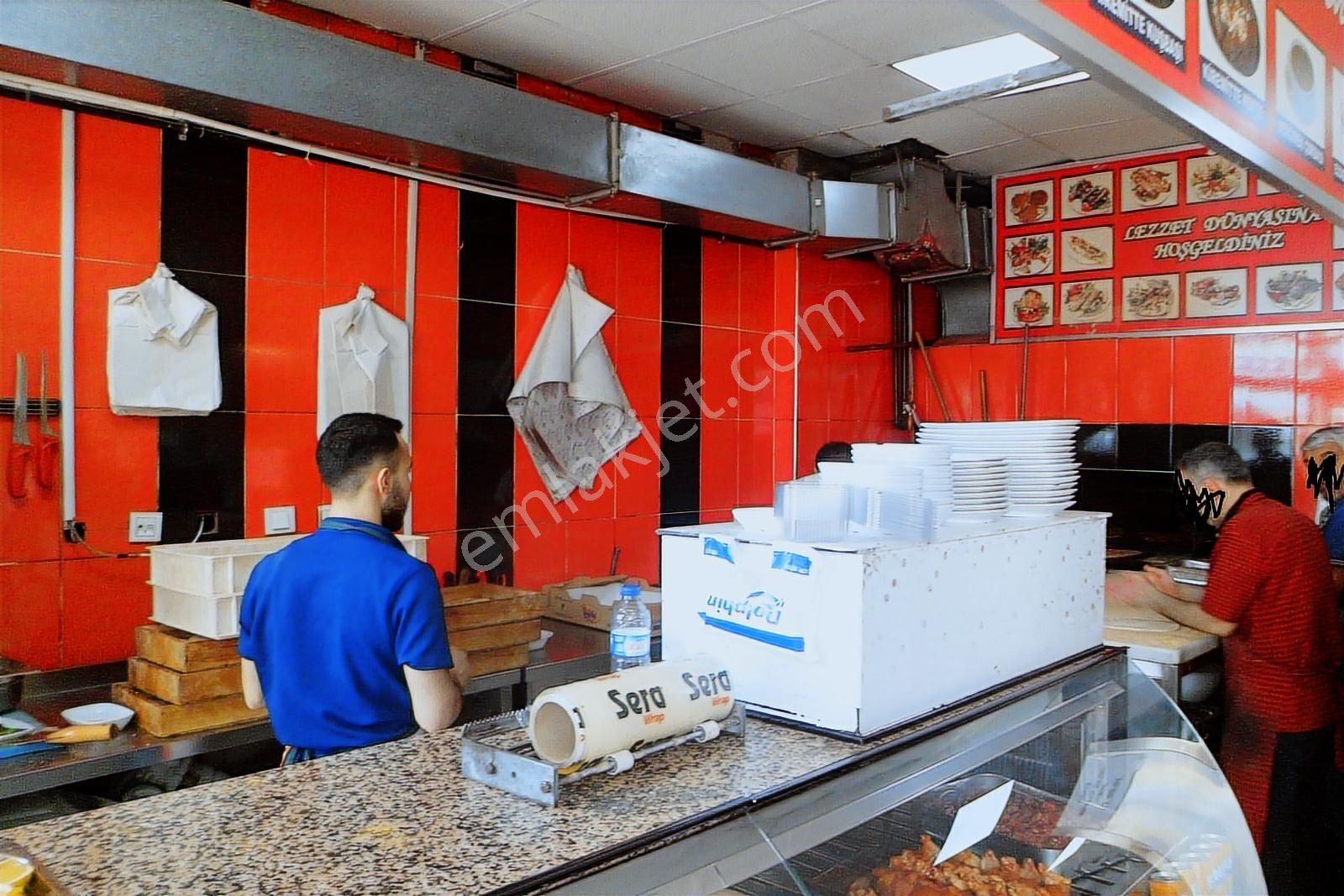 Mansuroğlu Emlak'tan Cadde Üstü Kiracılı İskanlı Dükkan - Görsel 14