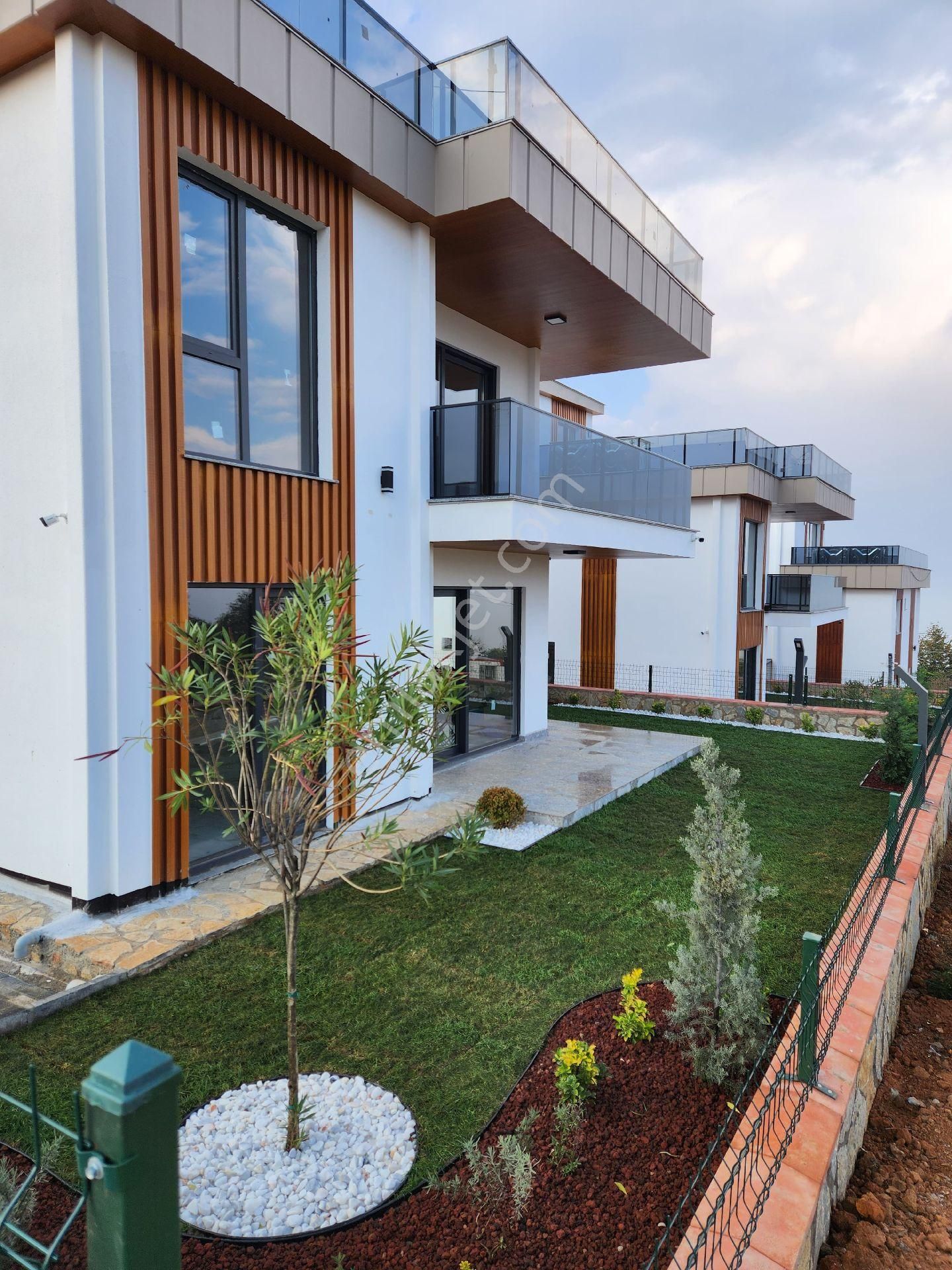 Golden Keyden 1nolu Bostancı Mahallesinde Mükemmel Fiyata. Villa - Görsel 6