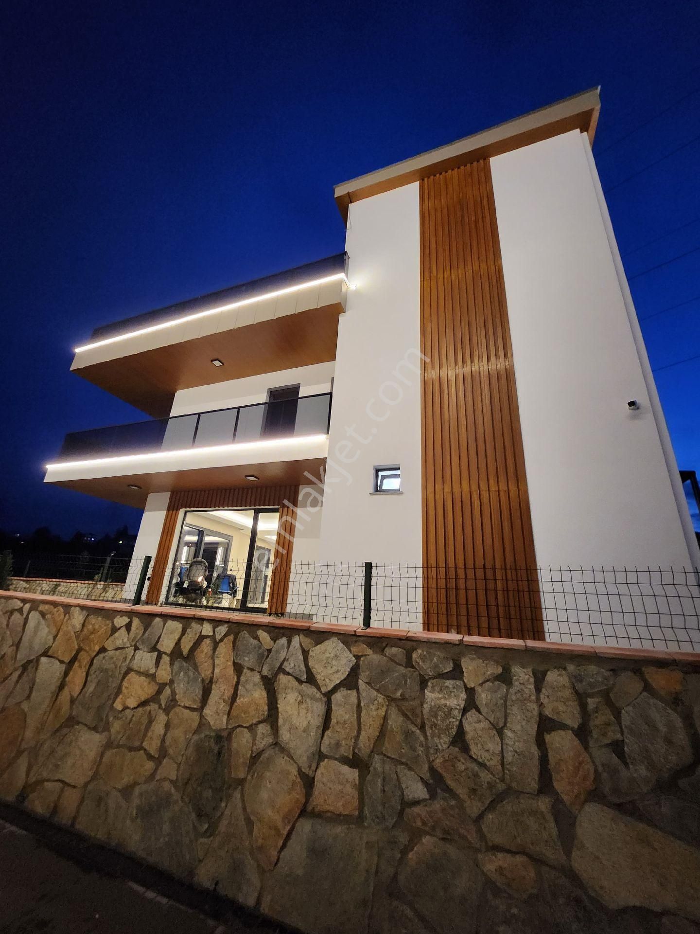 Golden Keyden 1nolu Bostancı Mahallesinde Mükemmel Fiyata. Villa - Görsel 14