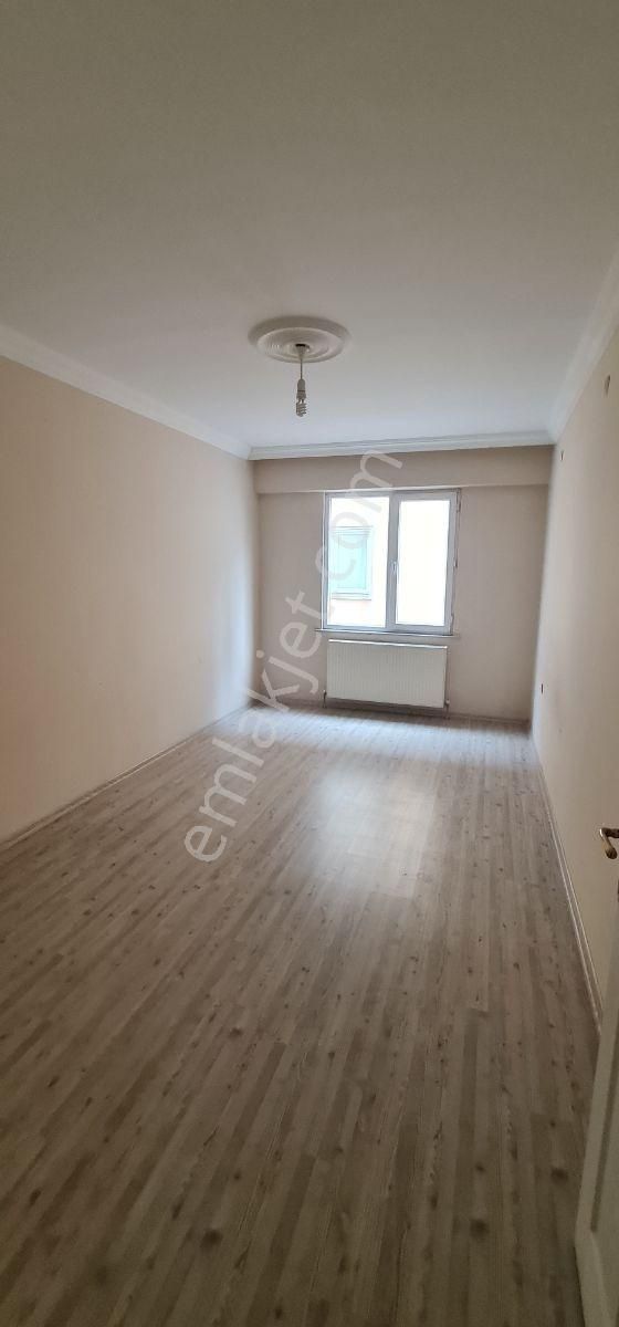 Çerkezköy Merkez Anfi Civarı İskanlı 3+1 Satılık Daire... - Görsel 10