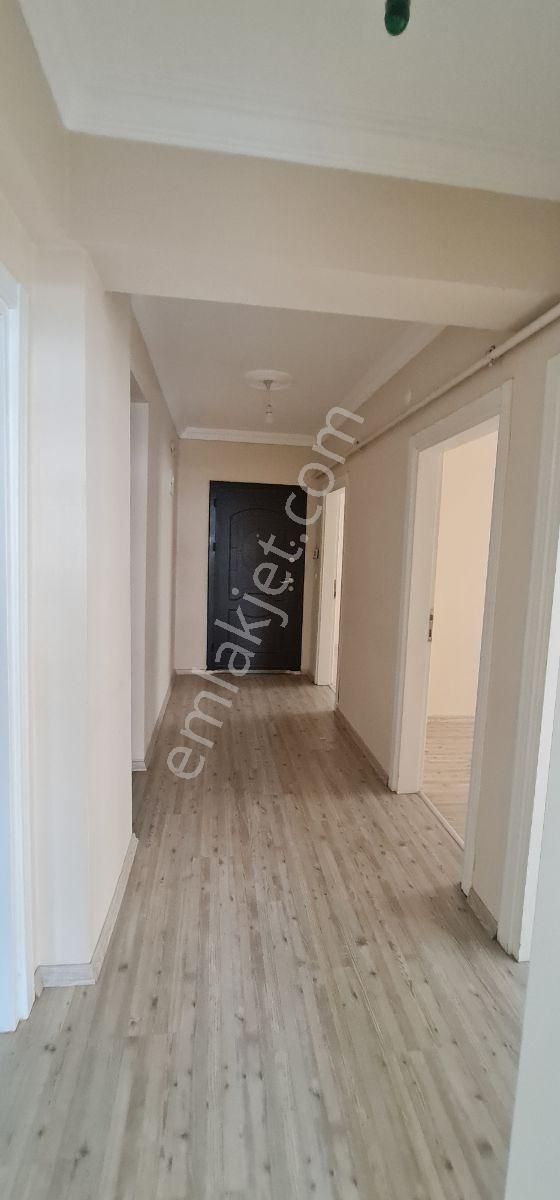 Çerkezköy Merkez Anfi Civarı İskanlı 3+1 Satılık Daire... - Görsel 8